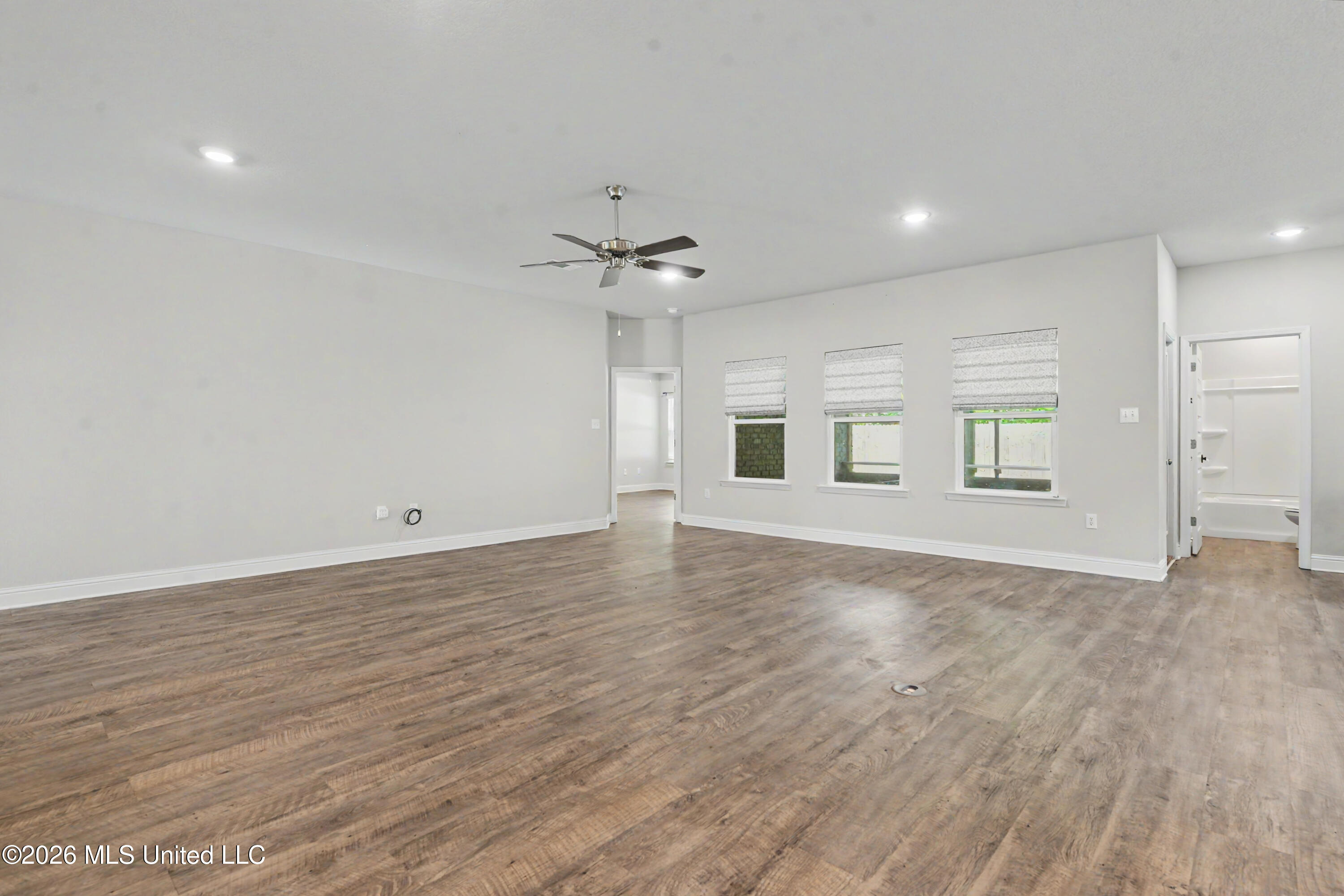 9524 Mallette Drive Property Photo 7