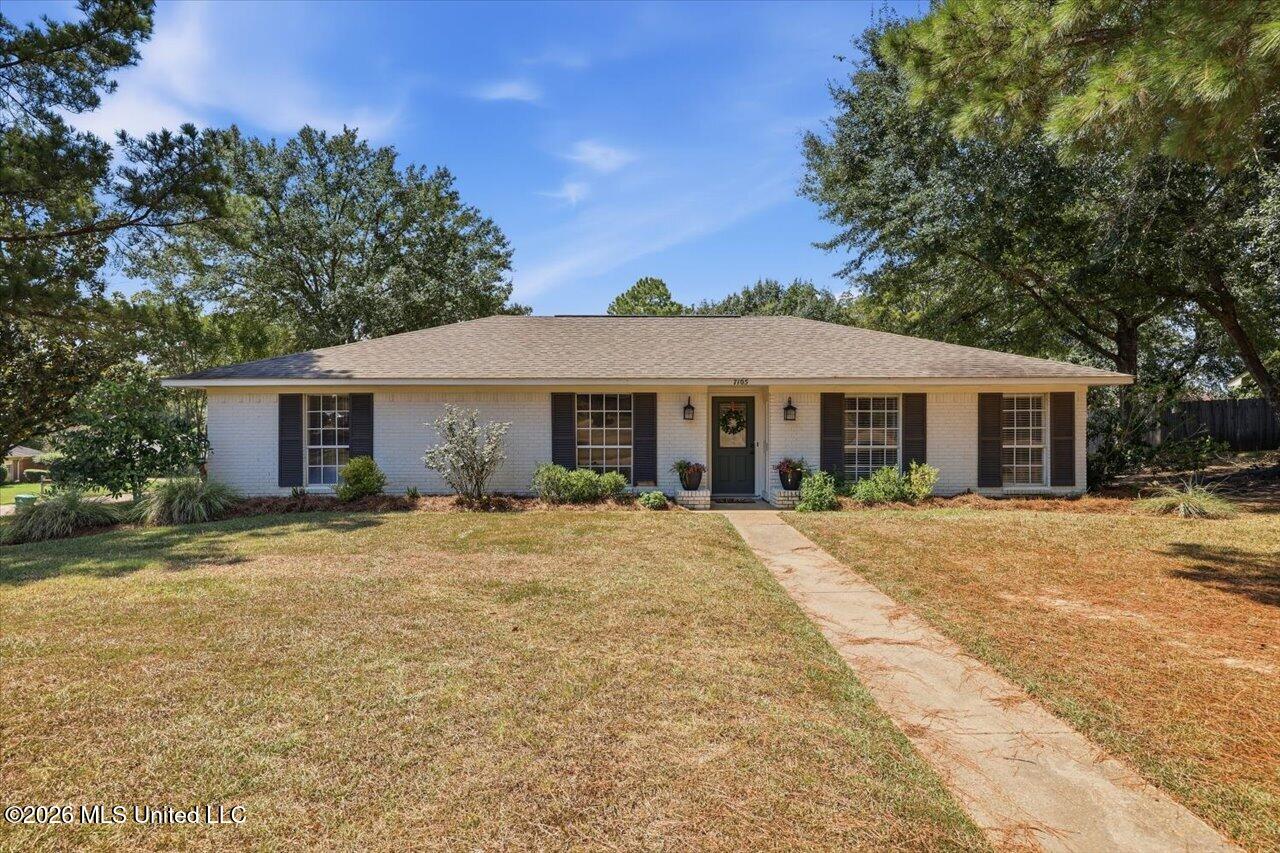 7105 Edgewater Drive Property Photo 1