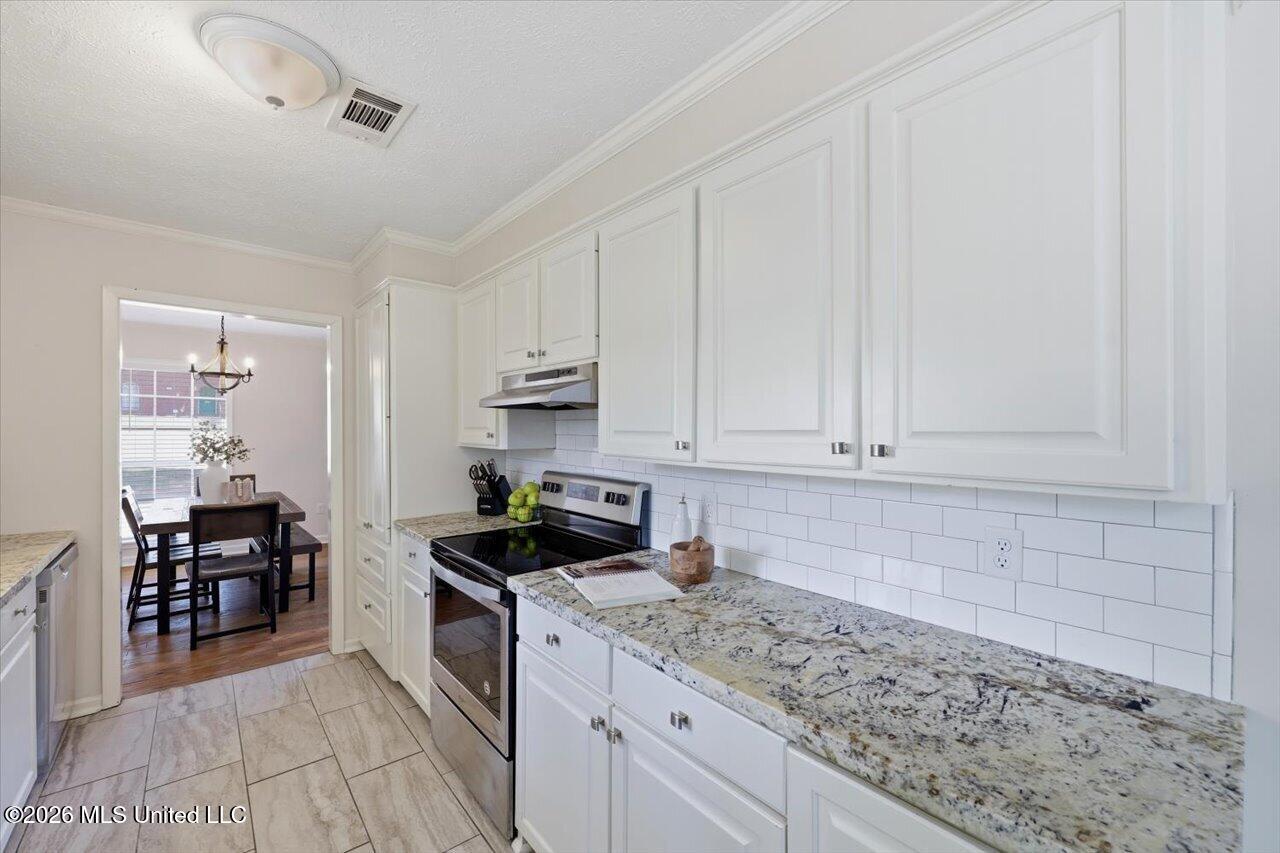 7105 Edgewater Drive Property Photo 12