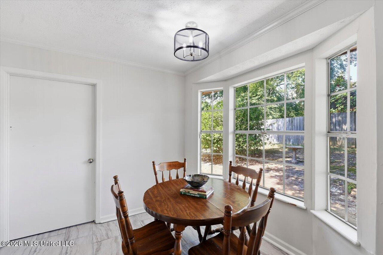 7105 Edgewater Drive Property Photo 15