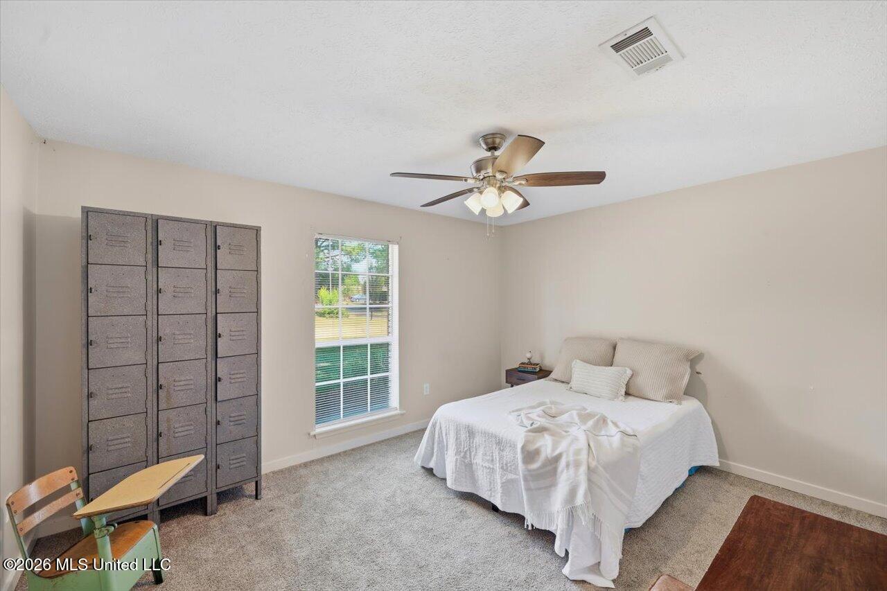 7105 Edgewater Drive Property Photo 21