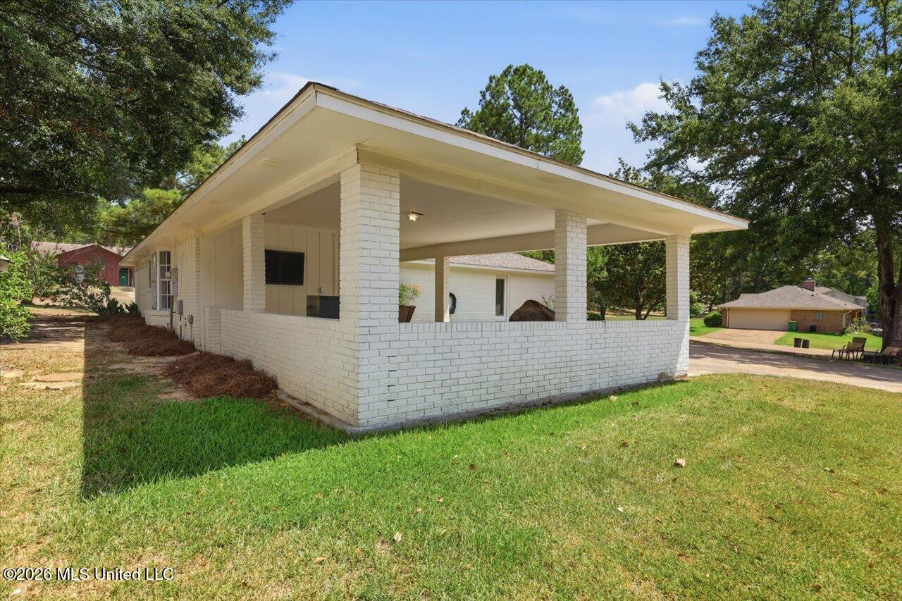 7105 Edgewater Drive Property Photo 28