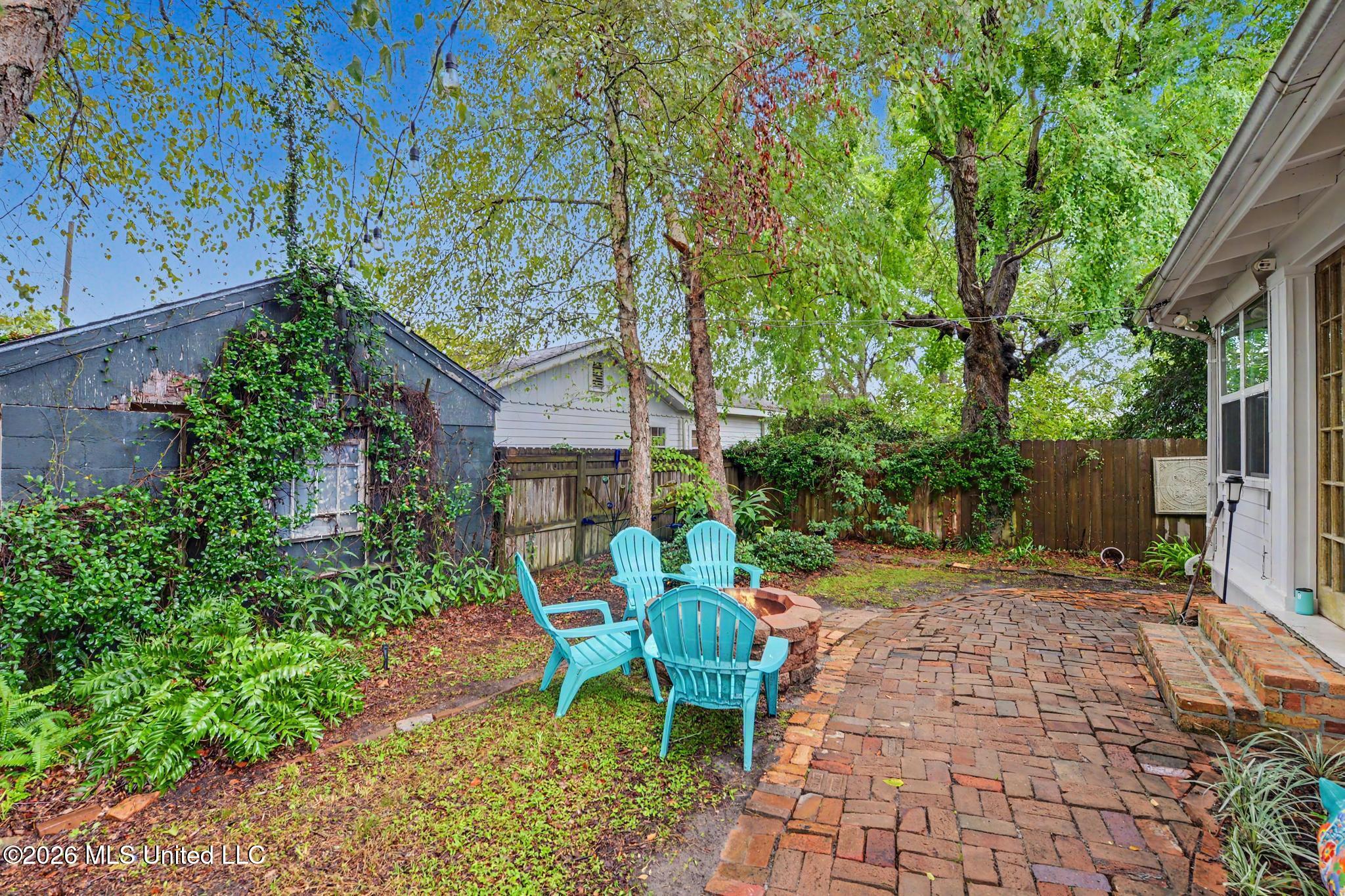 303 State Street Property Photo 25
