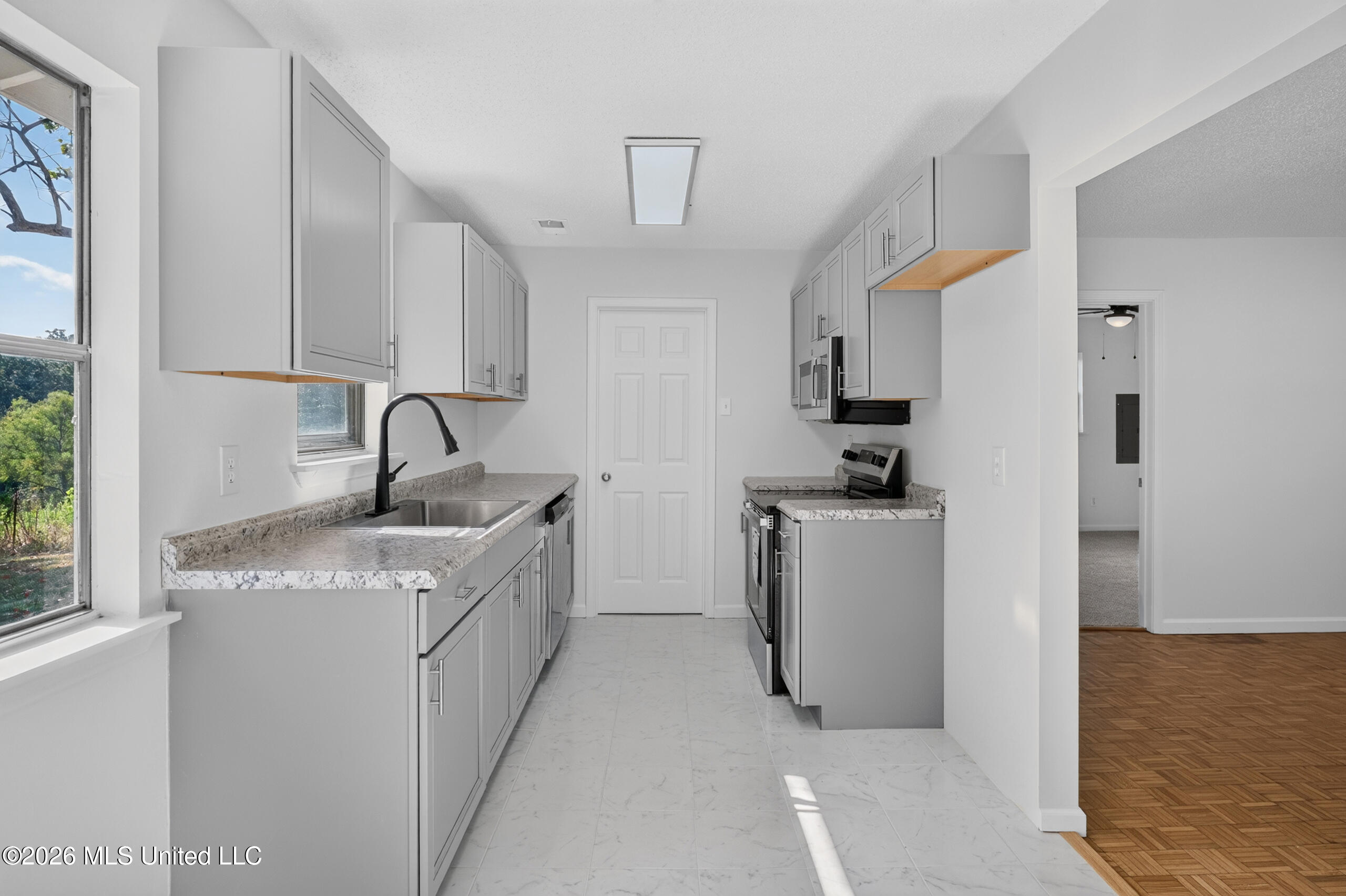 2916 Brownlee Road Property Photo 13