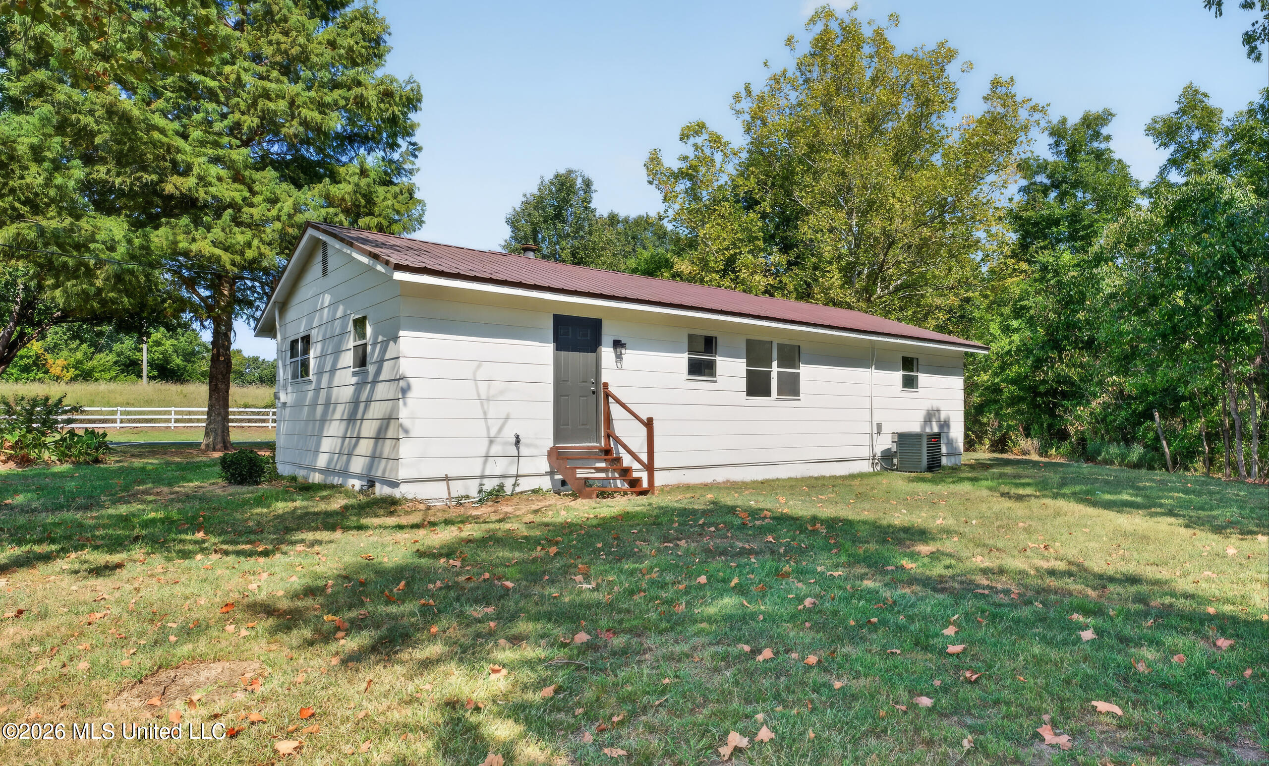 2916 Brownlee Road Property Photo 24