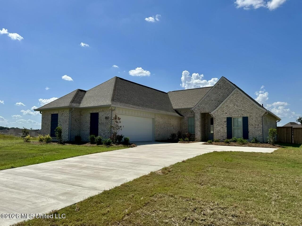 707 Kathleen Drive Property Photo 1