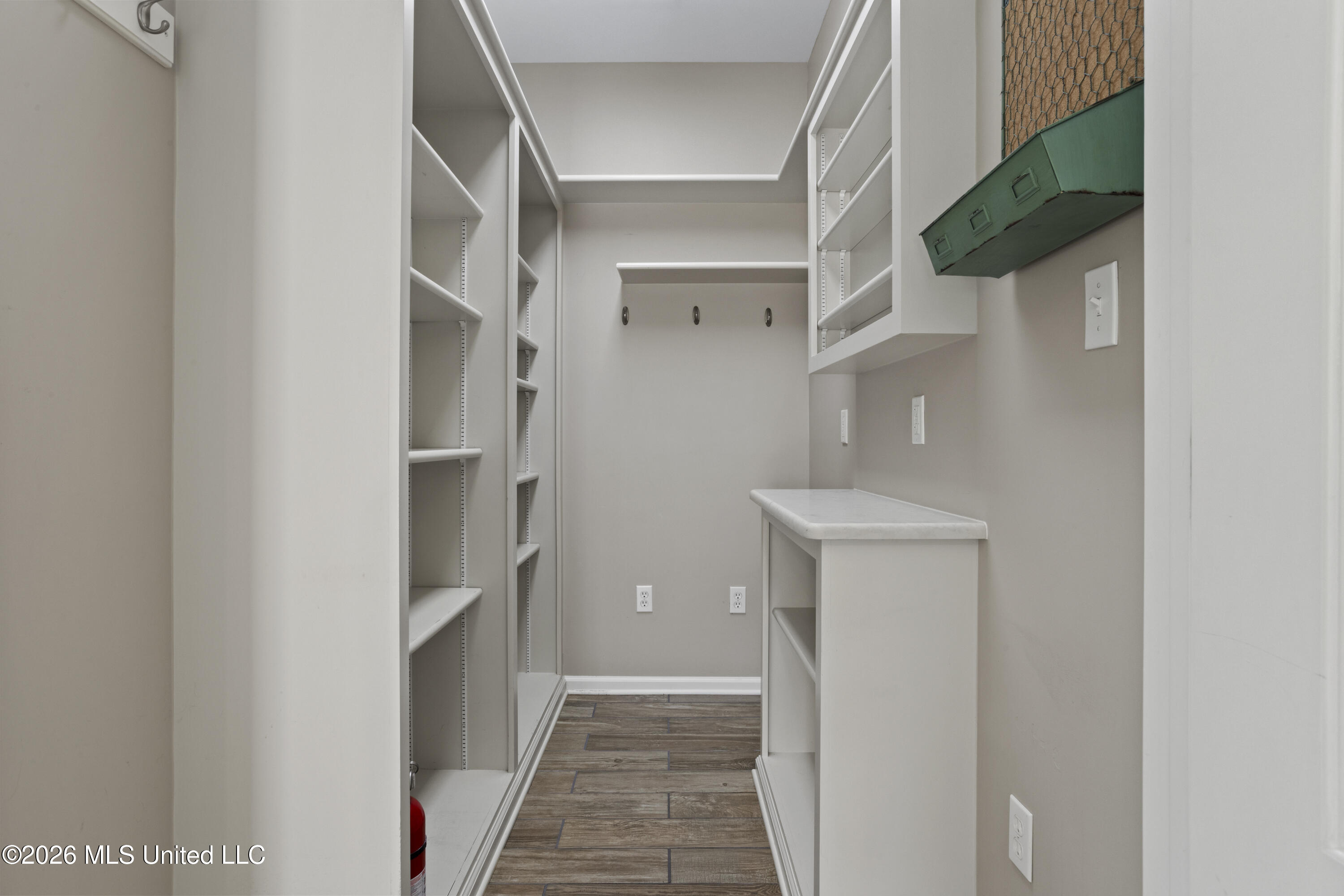 3104 Stonewood Drive Property Photo 17