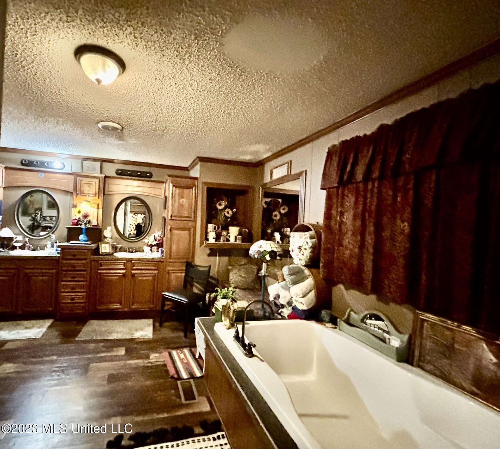 46 Pearlview Circle Property Photo 13