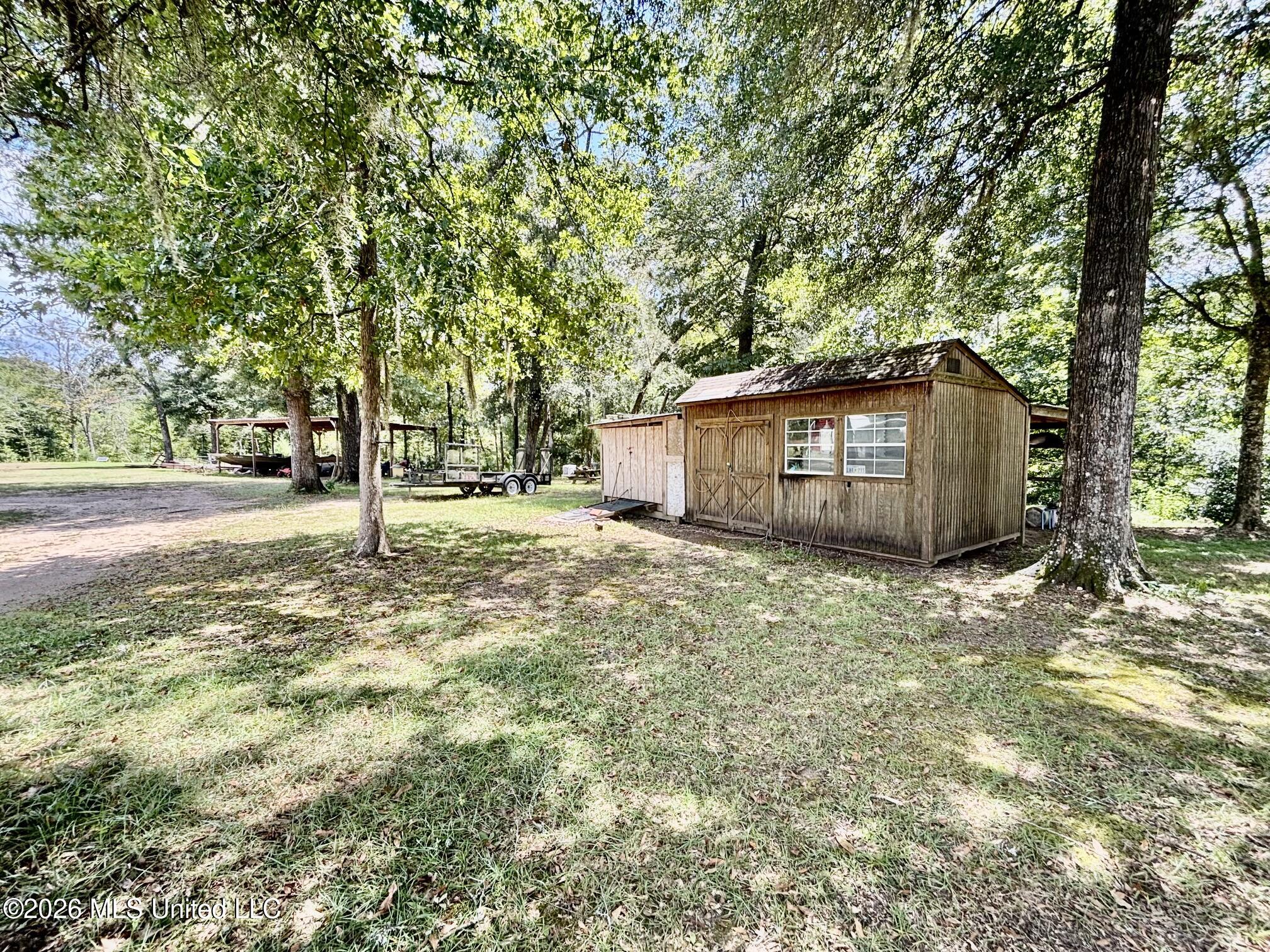 46 Pearlview Circle Property Photo 24