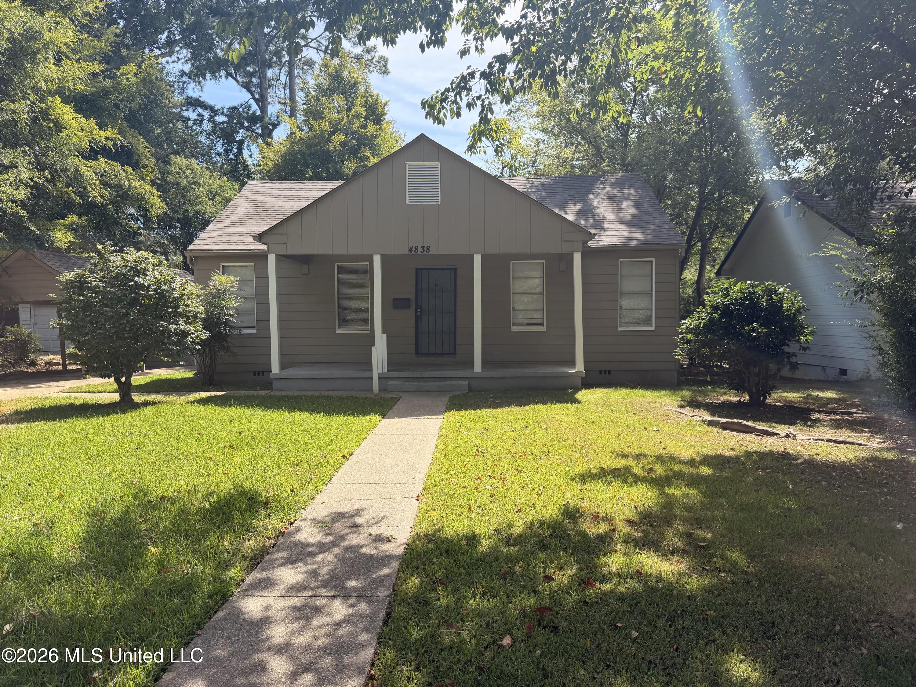 4838 Woodmont Drive Property Photo 3