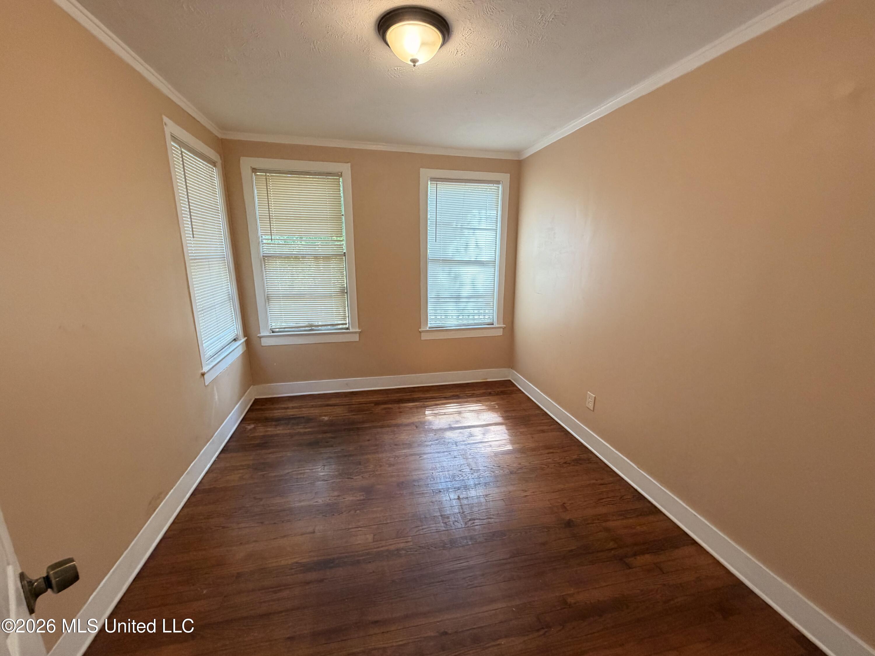 4838 Woodmont Drive Property Photo 8