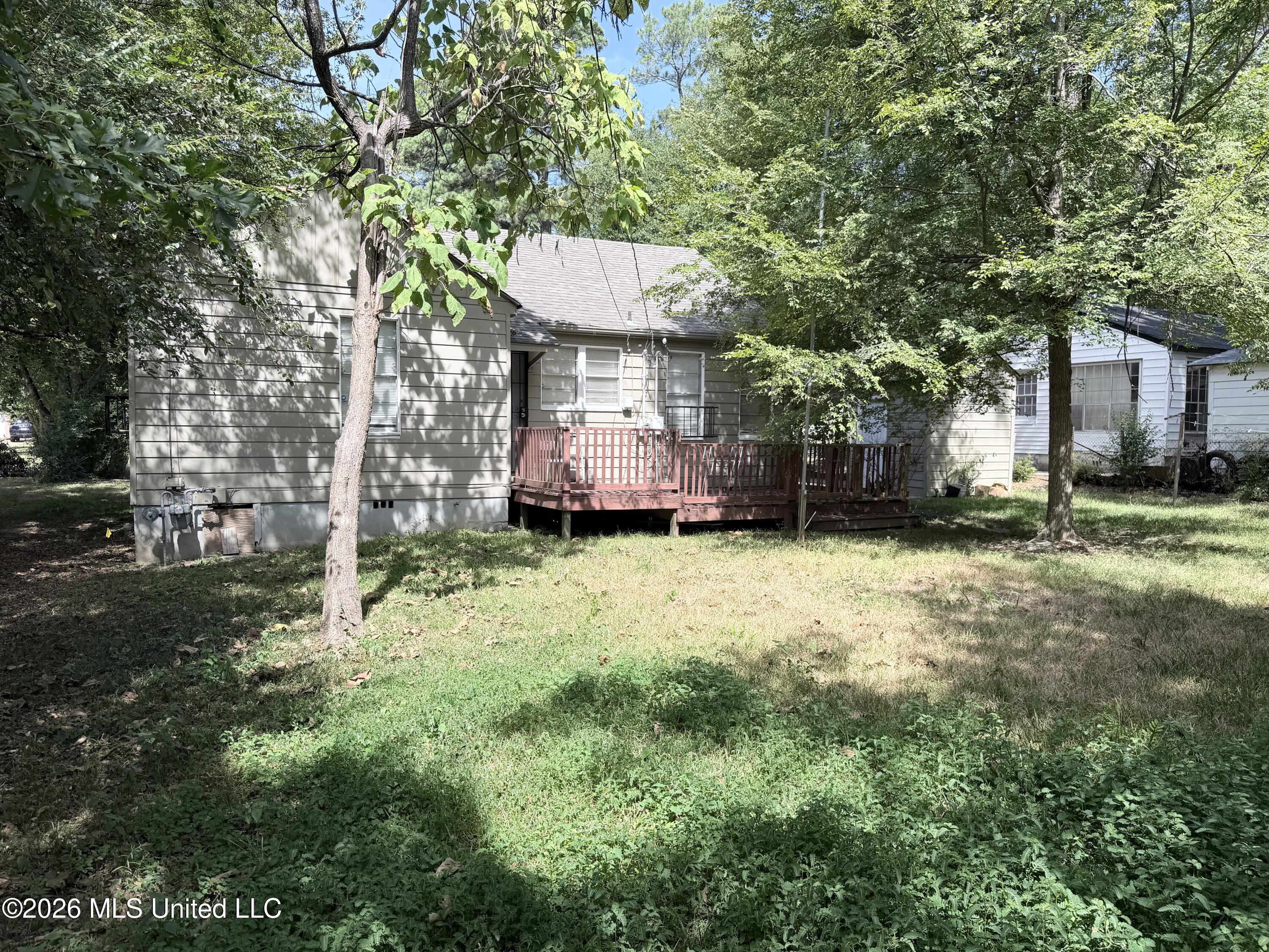 4838 Woodmont Drive Property Photo 18