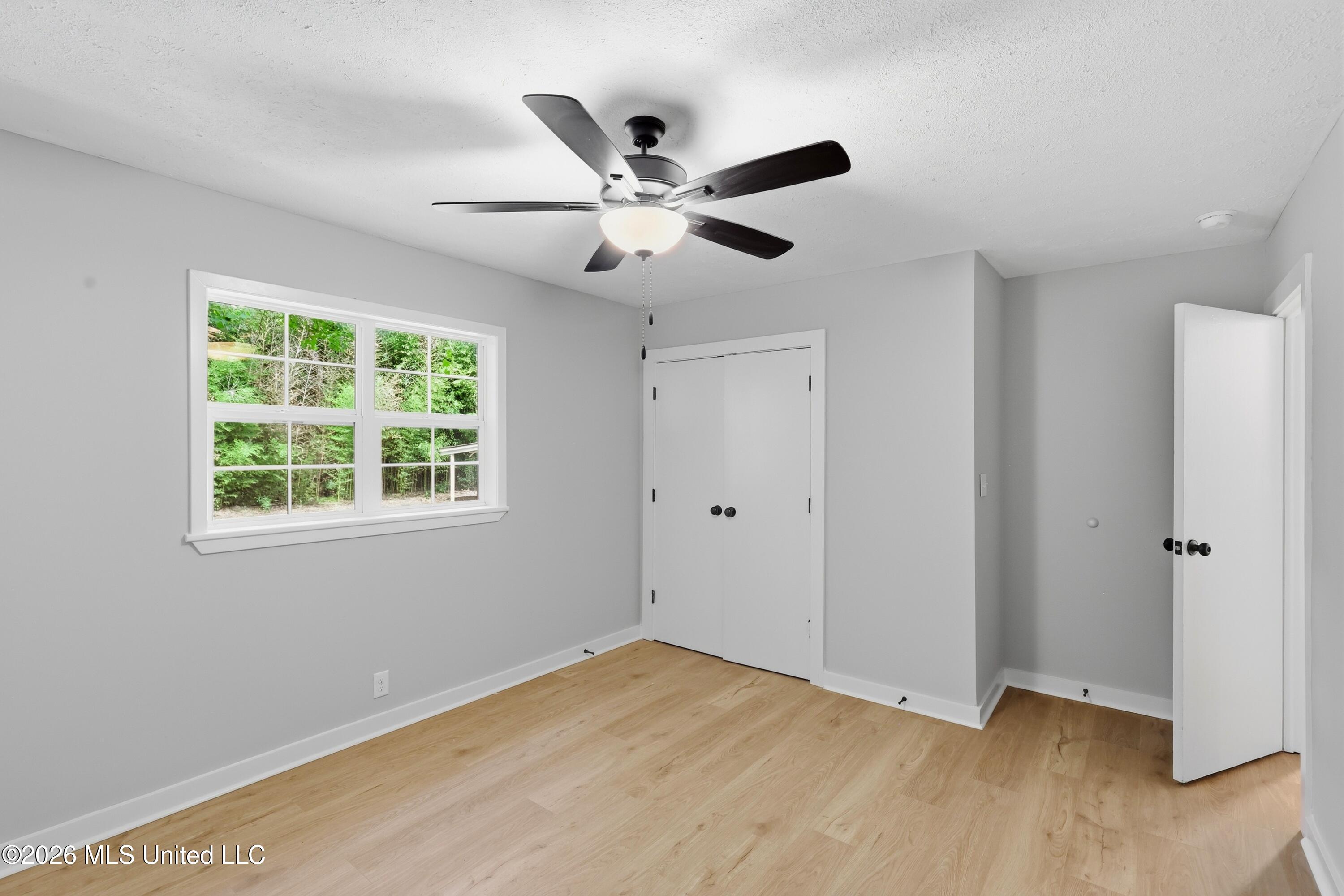 728 Colonial Circle Property Photo 31