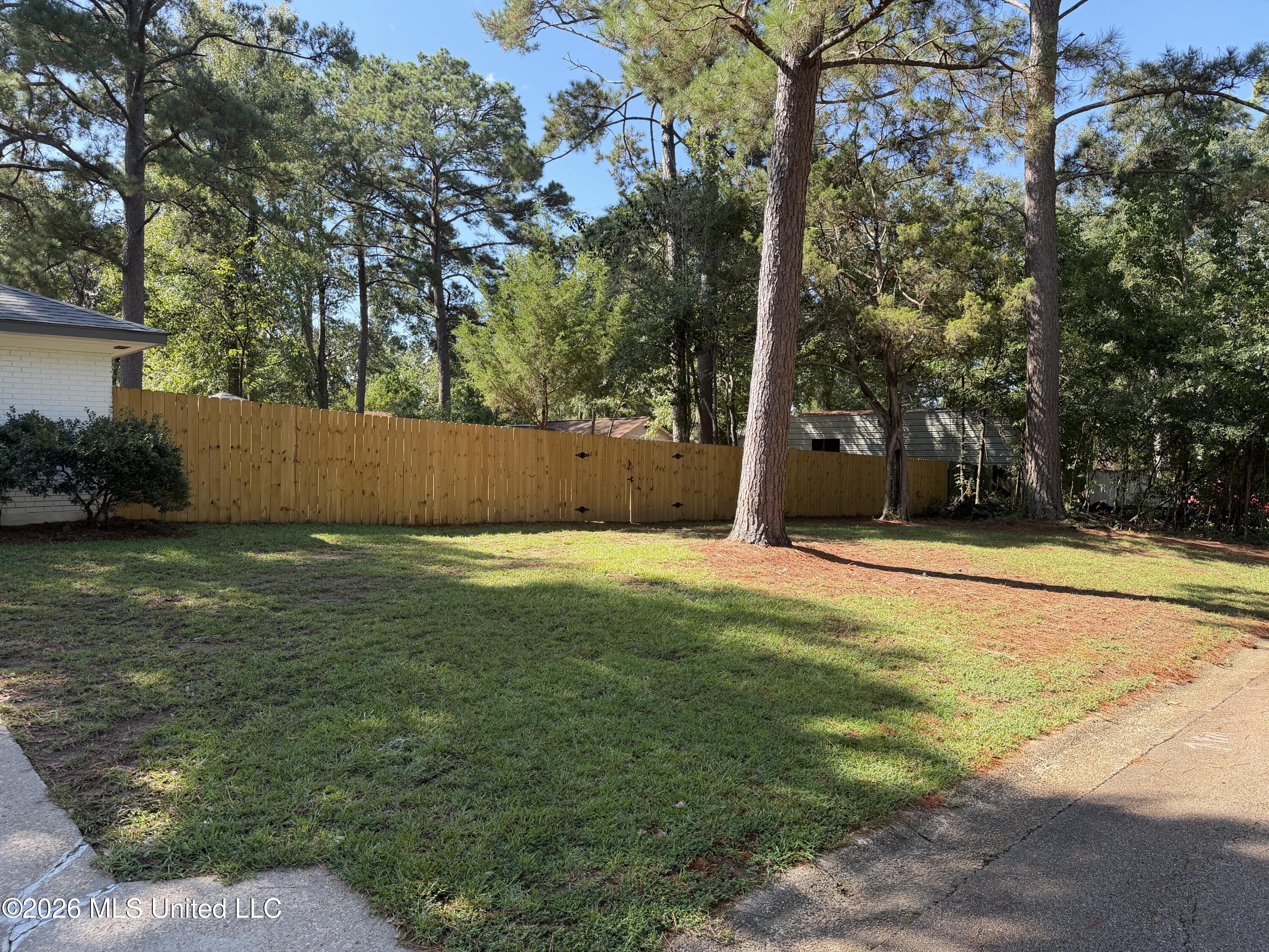 33 Pebble Hill Drive Property Photo 6