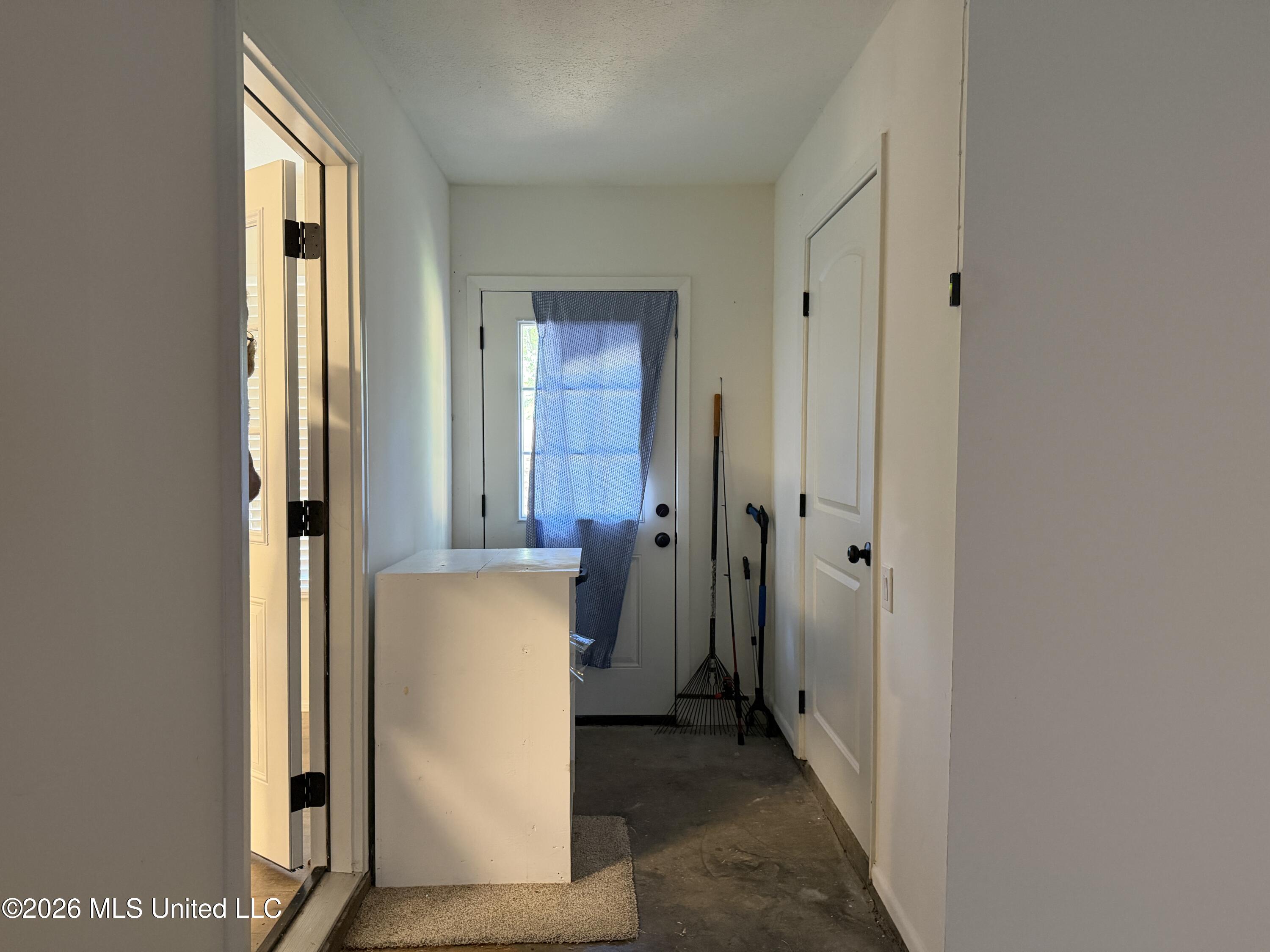 33 Pebble Hill Drive Property Photo 34