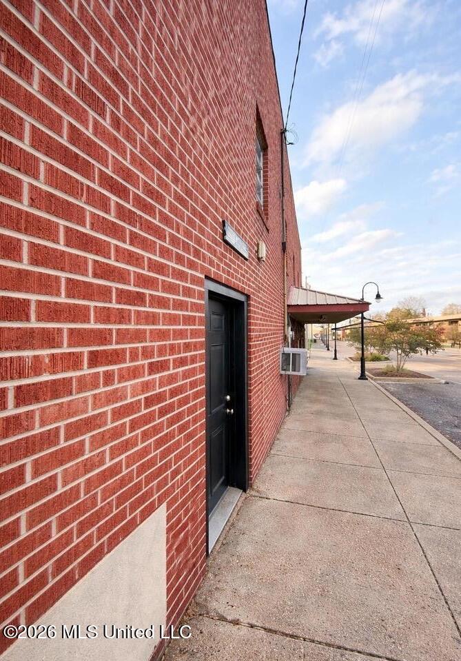 104 Main Street Property Photo 3
