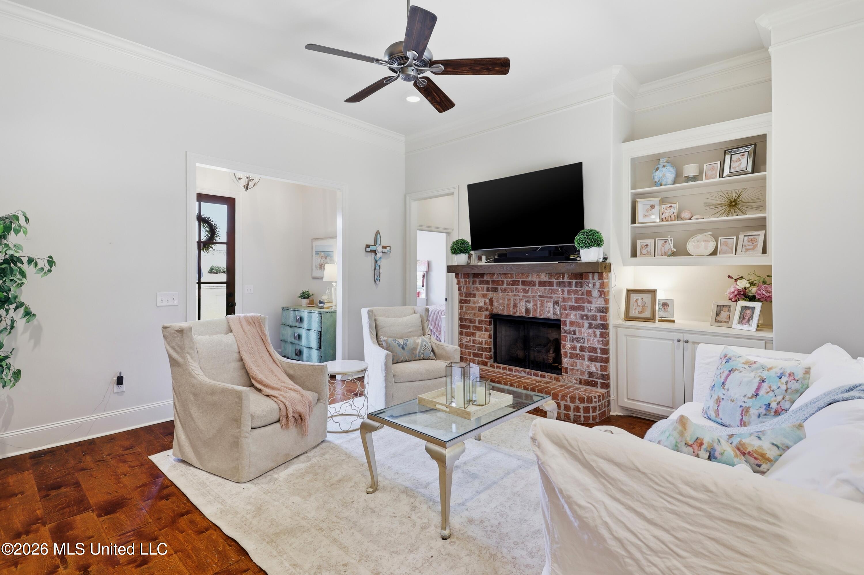146 Huber Street Property Photo 9
