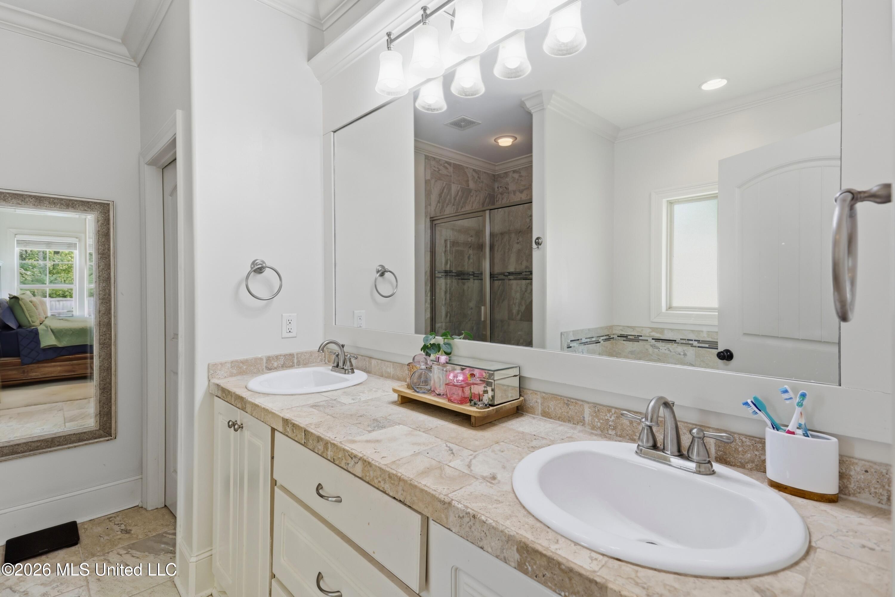 146 Huber Street Property Photo 20