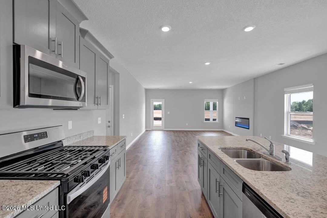 8228 Bankhead Drive Property Photo 2