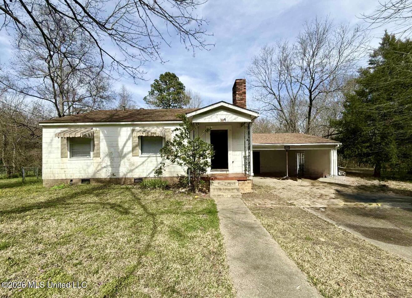 307 Albert Street Property Photo 1