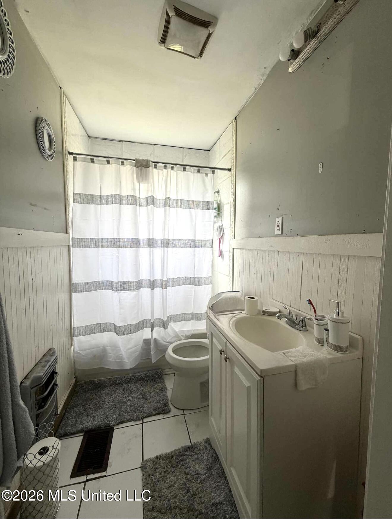 307 Albert Street Property Photo 9