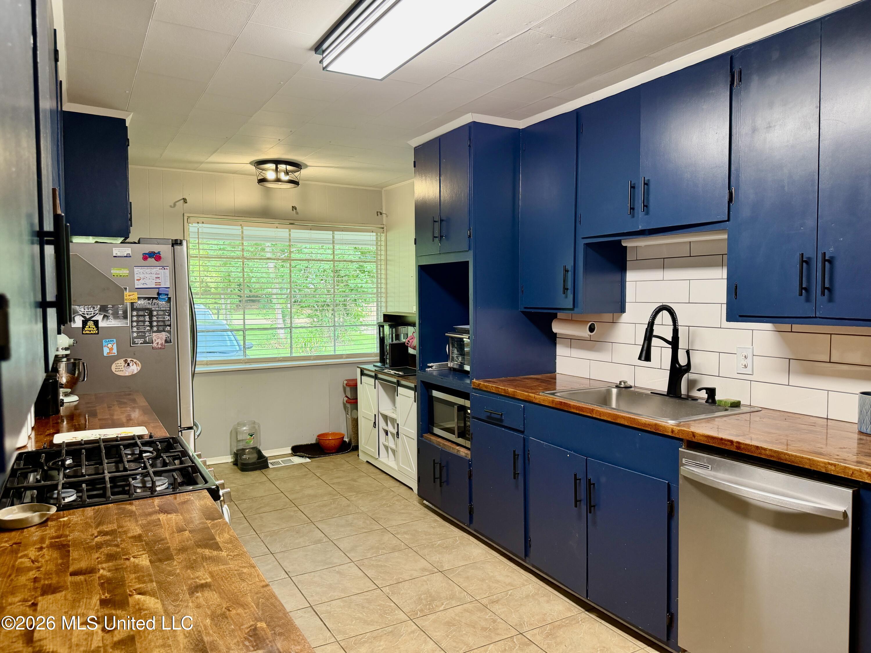 104 Sunset Drive Property Photo 35