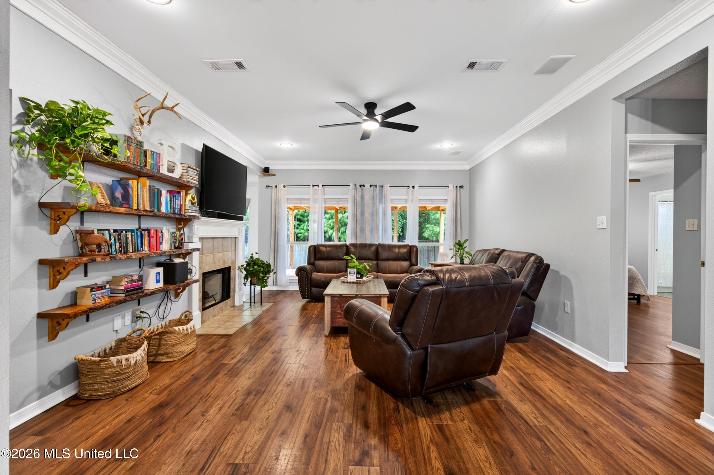 11307 Cypress Bayou Drive Property Photo 3