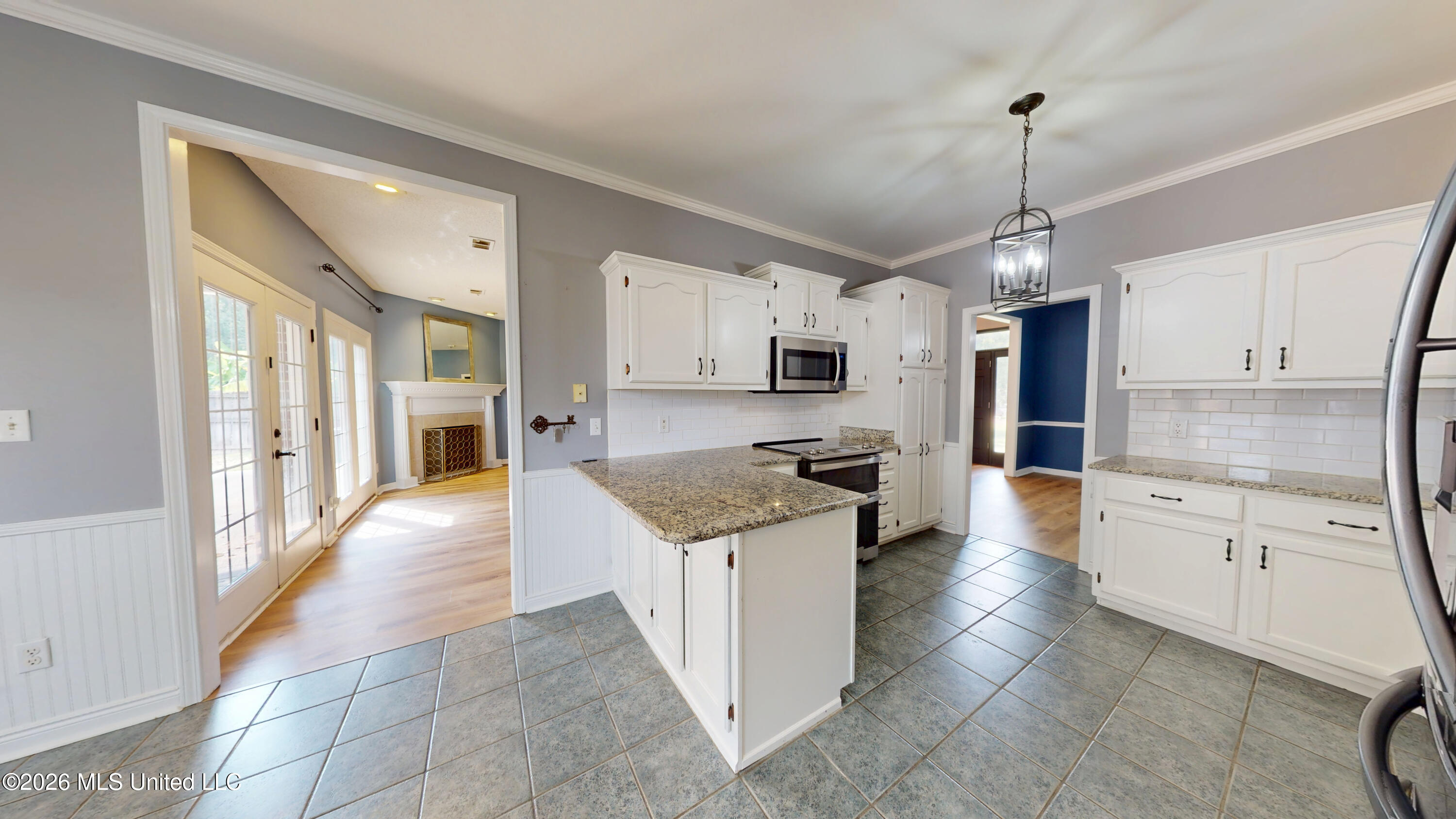2761 Dickens Place Drive Property Photo 5