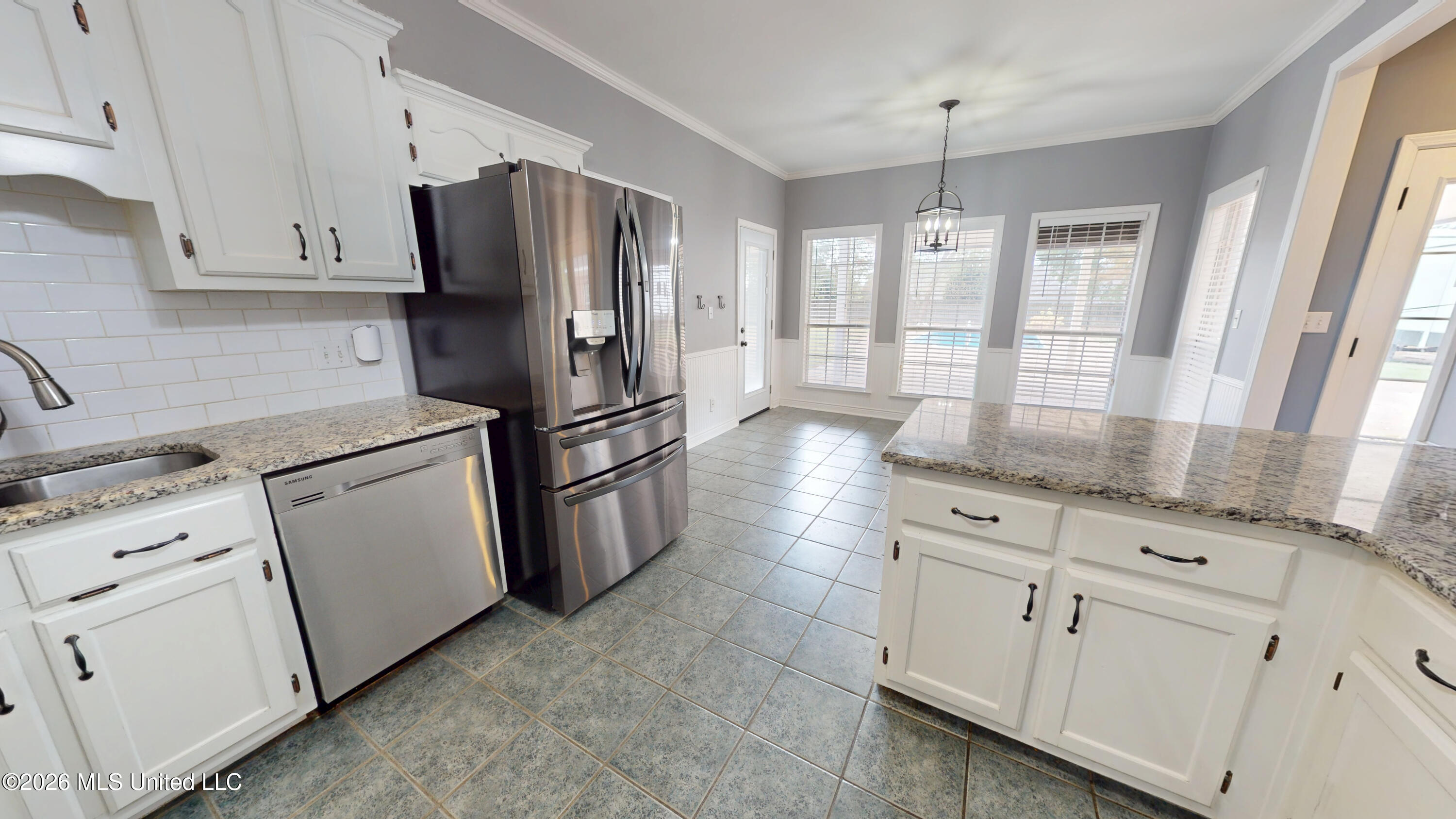 2761 Dickens Place Drive Property Photo 7