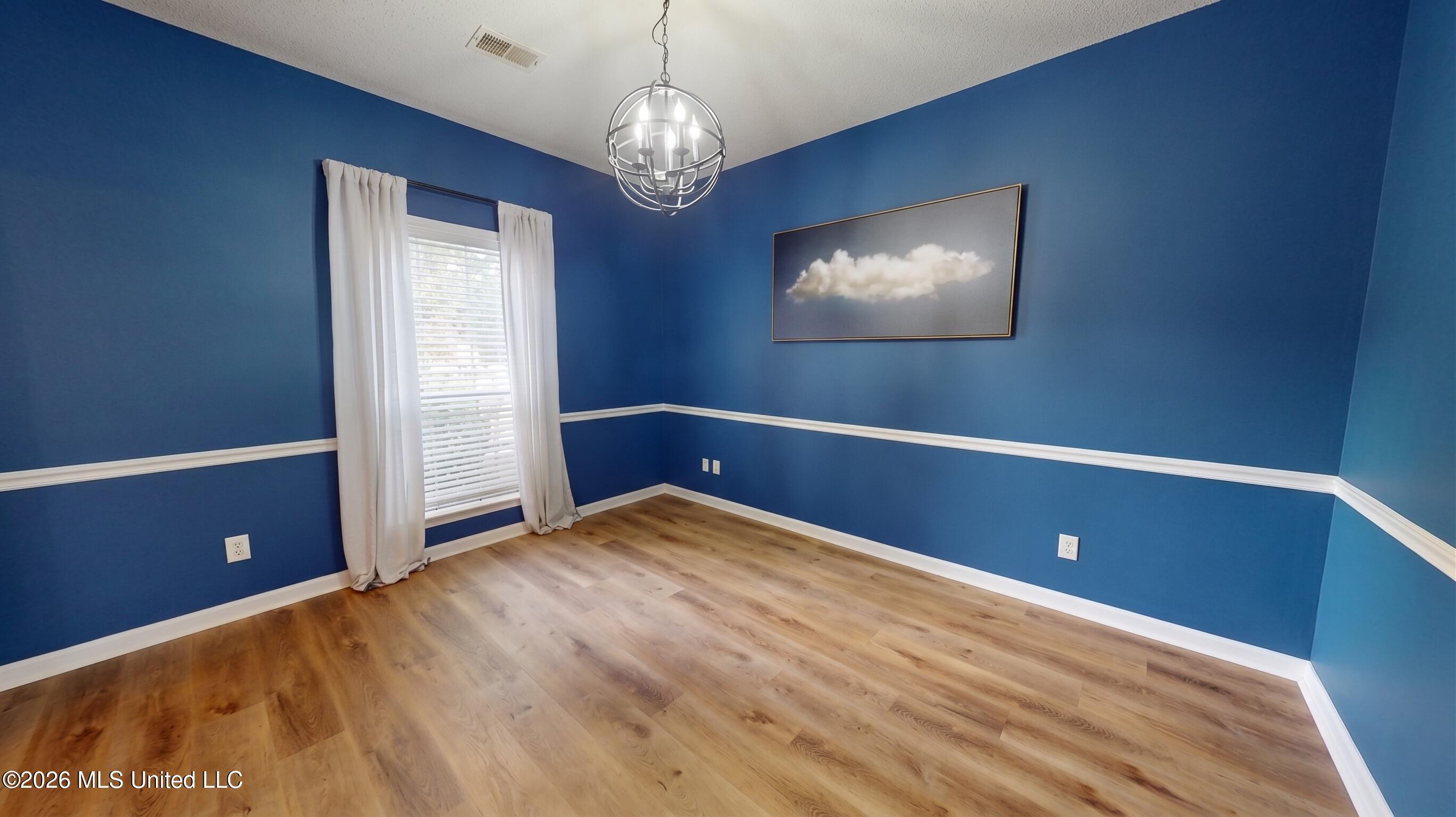 2761 Dickens Place Drive Property Photo 8
