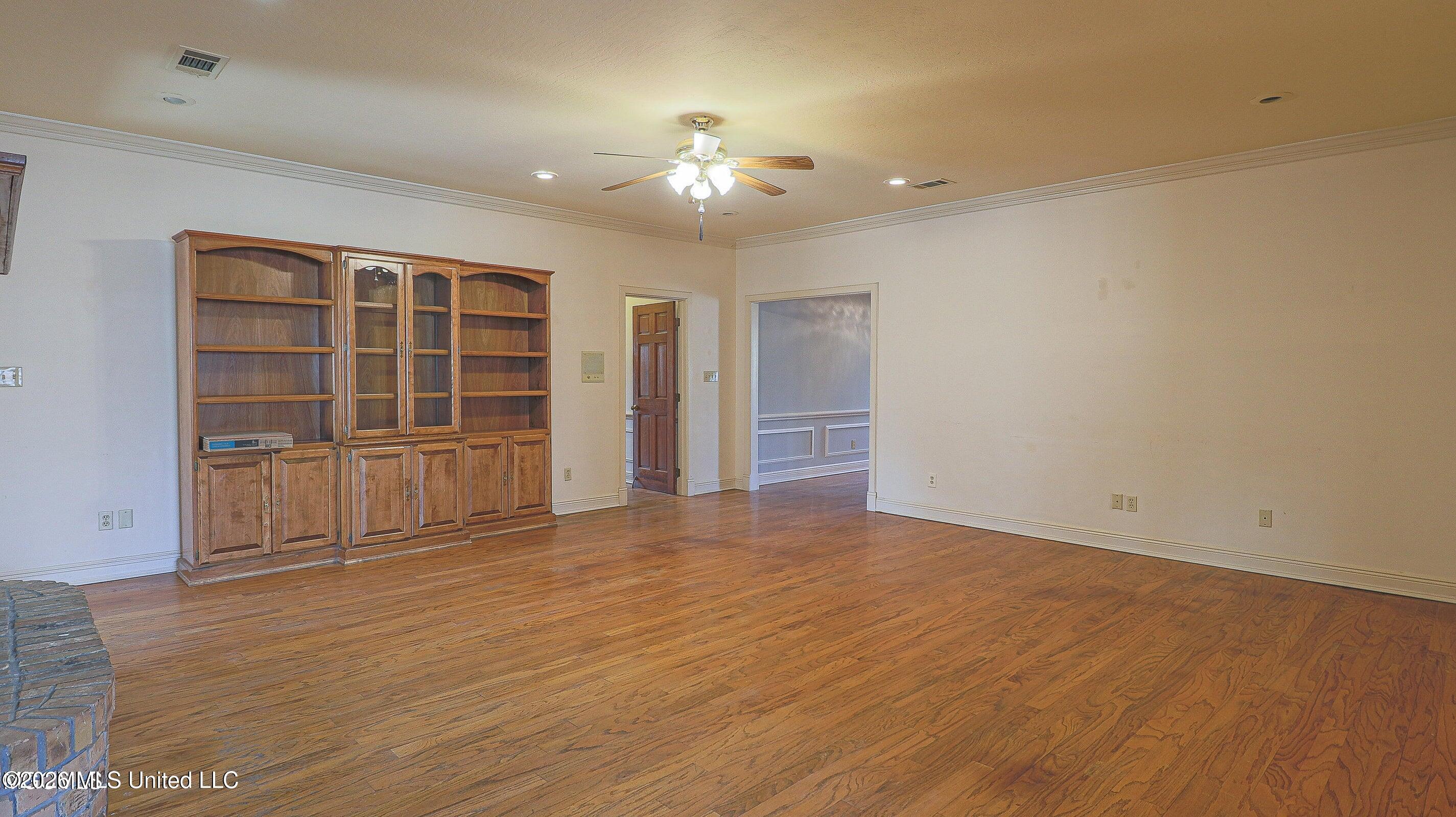 721 Dogwood Drive Property Photo 9