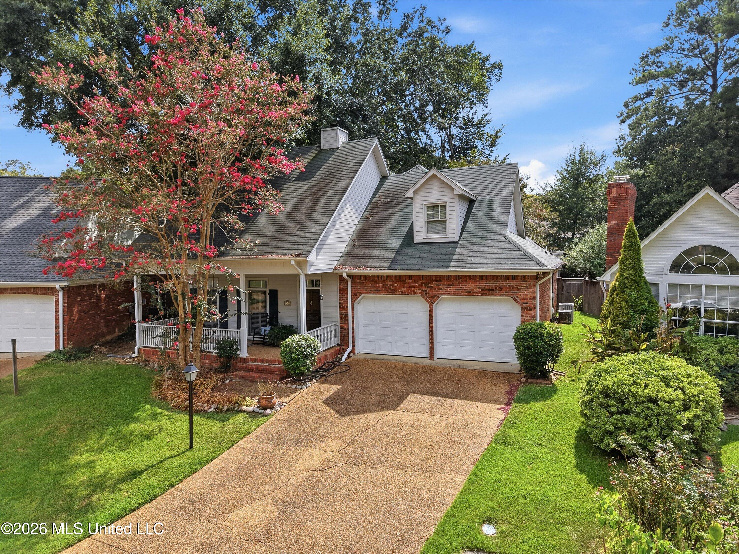 243 Bayview Drive Property Photo 1