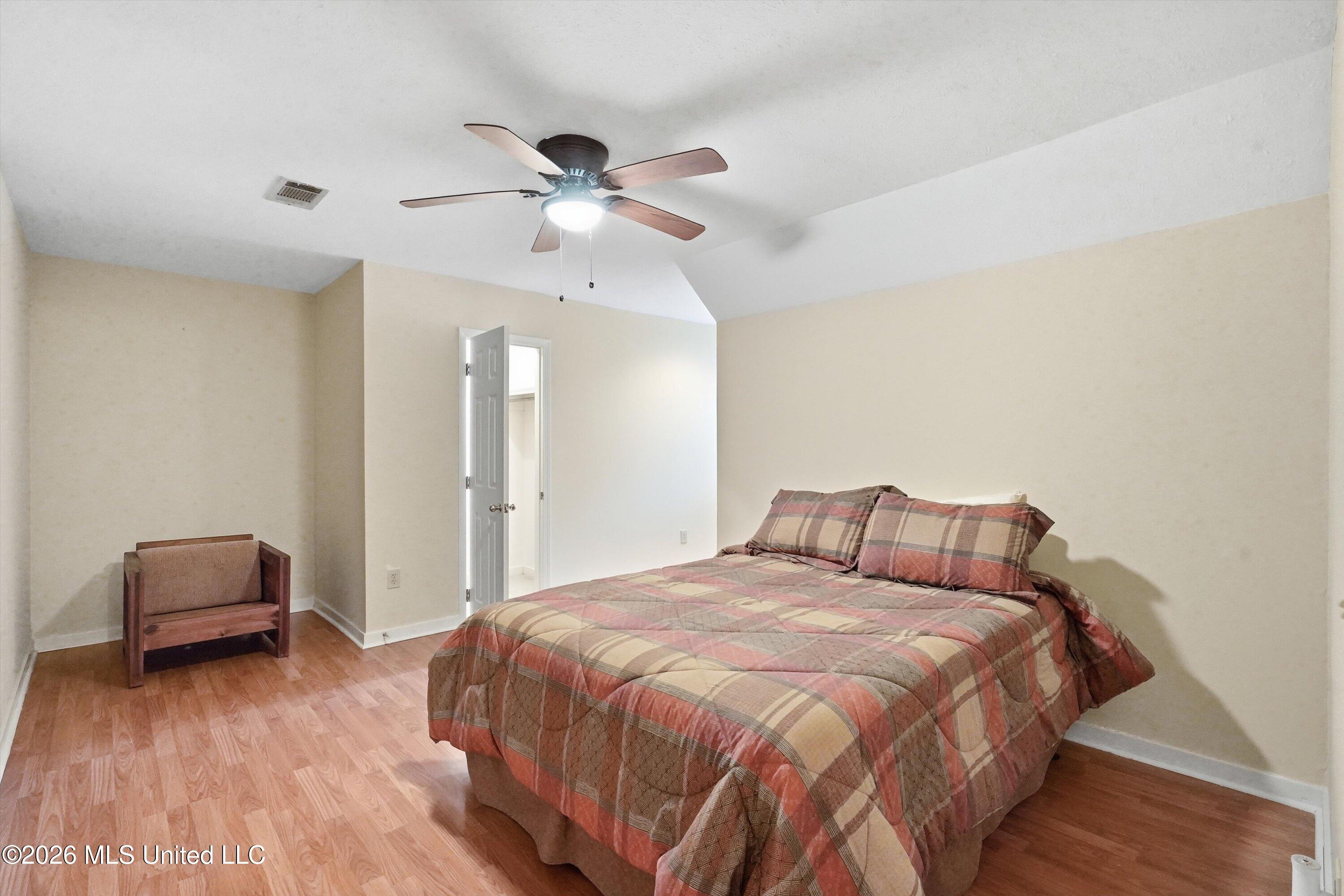 243 Bayview Drive Property Photo 14
