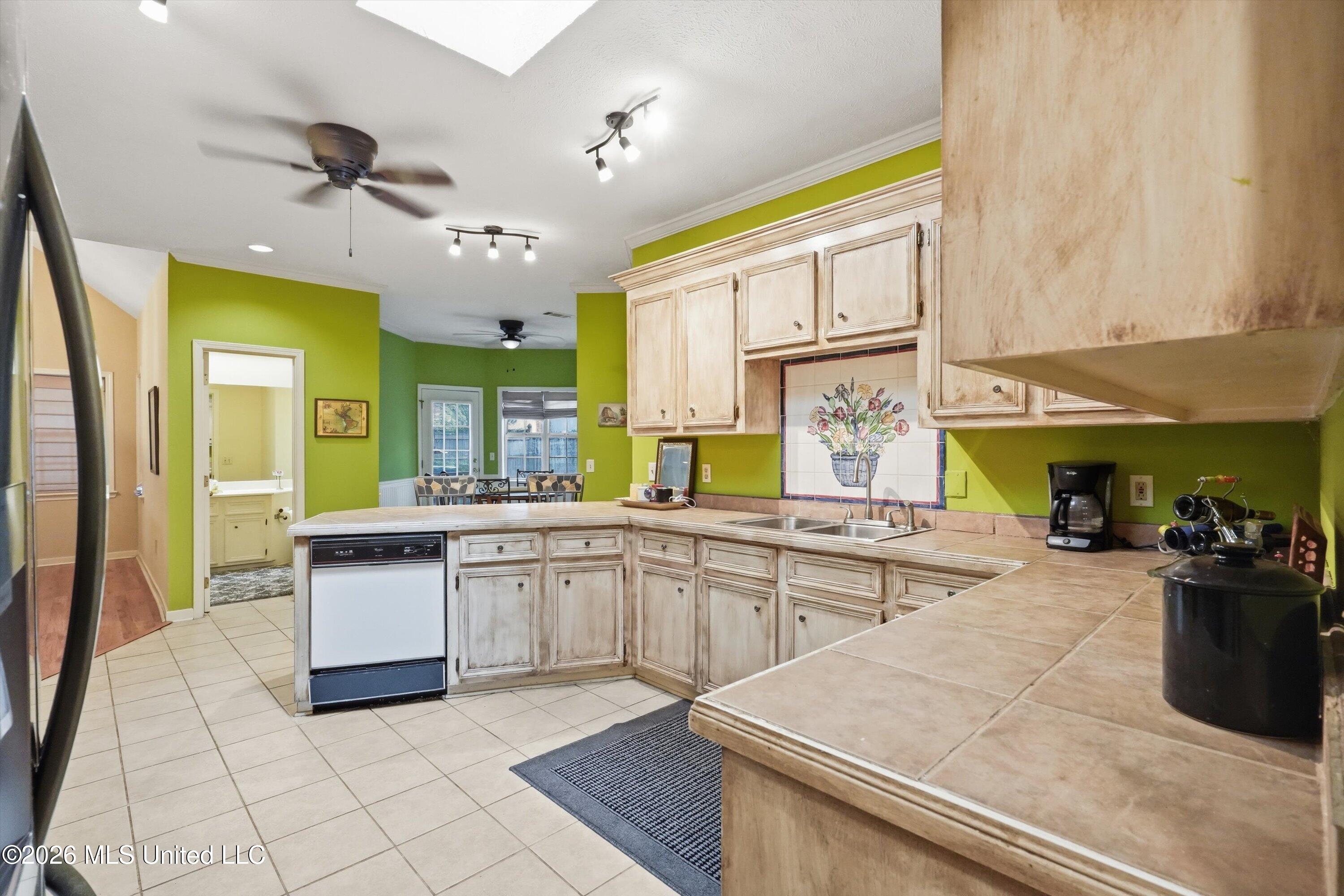 243 Bayview Drive Property Photo 31