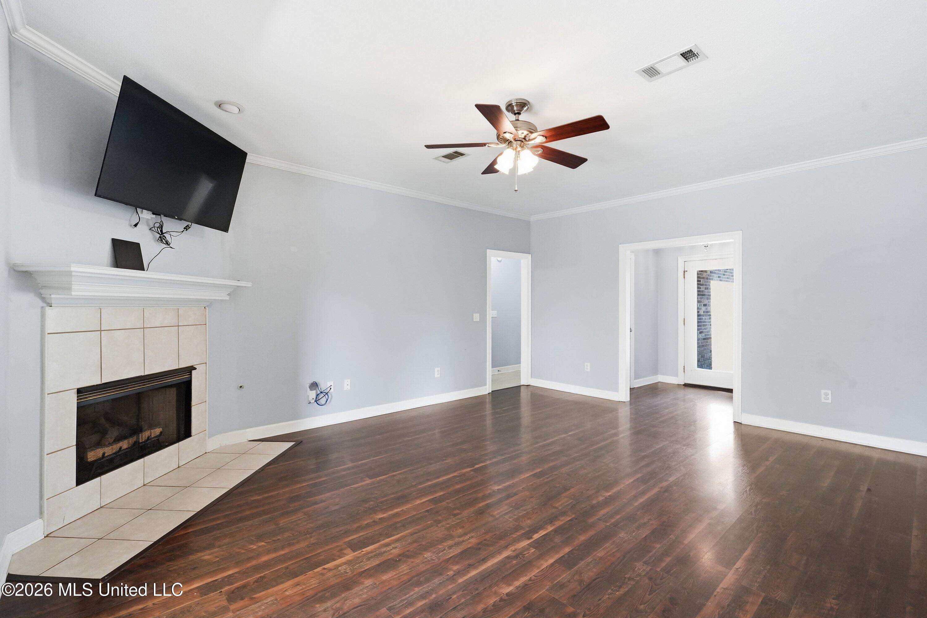 1015 Riverchase North Drive Property Photo 14
