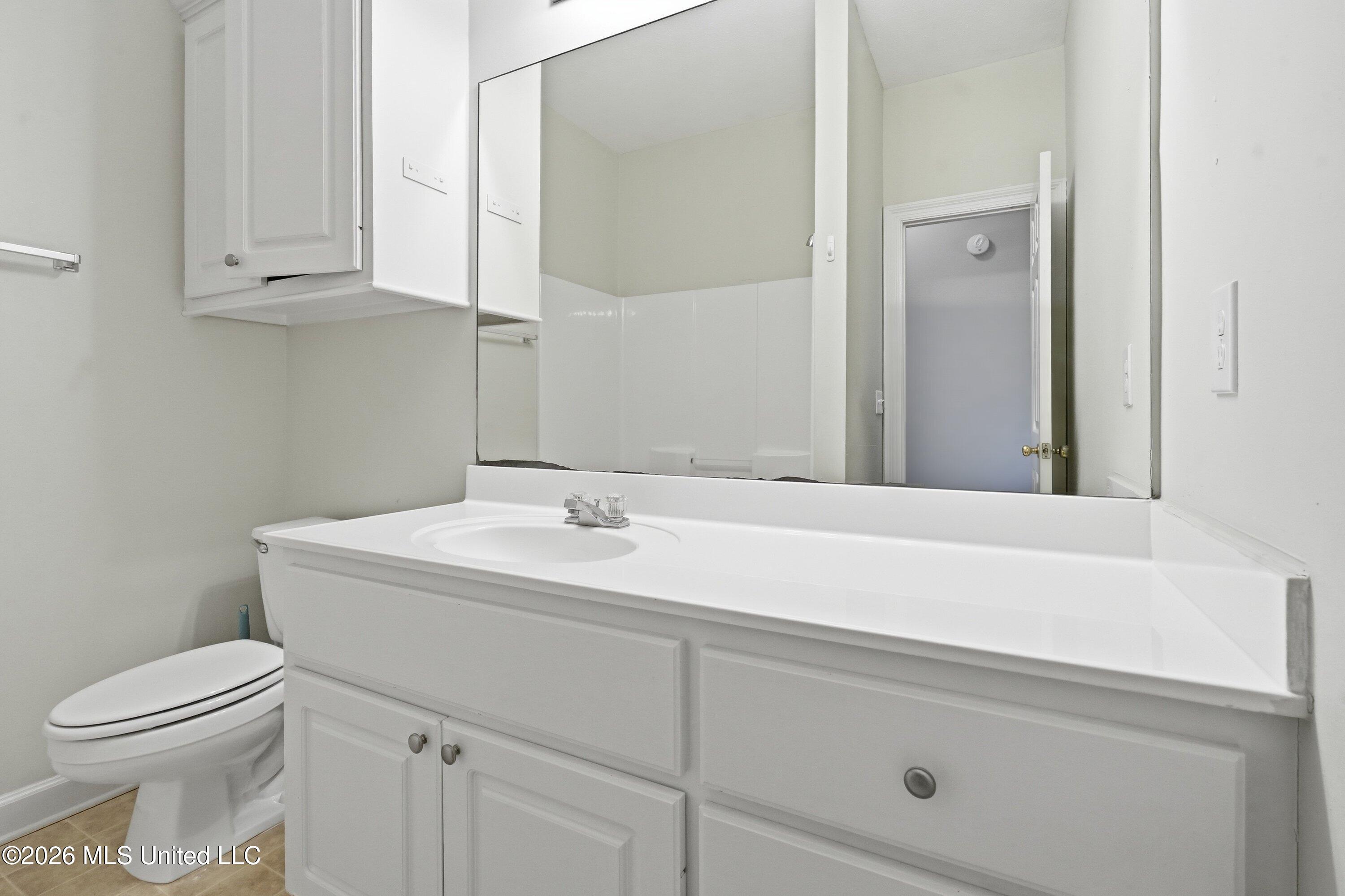 1015 Riverchase North Drive Property Photo 22