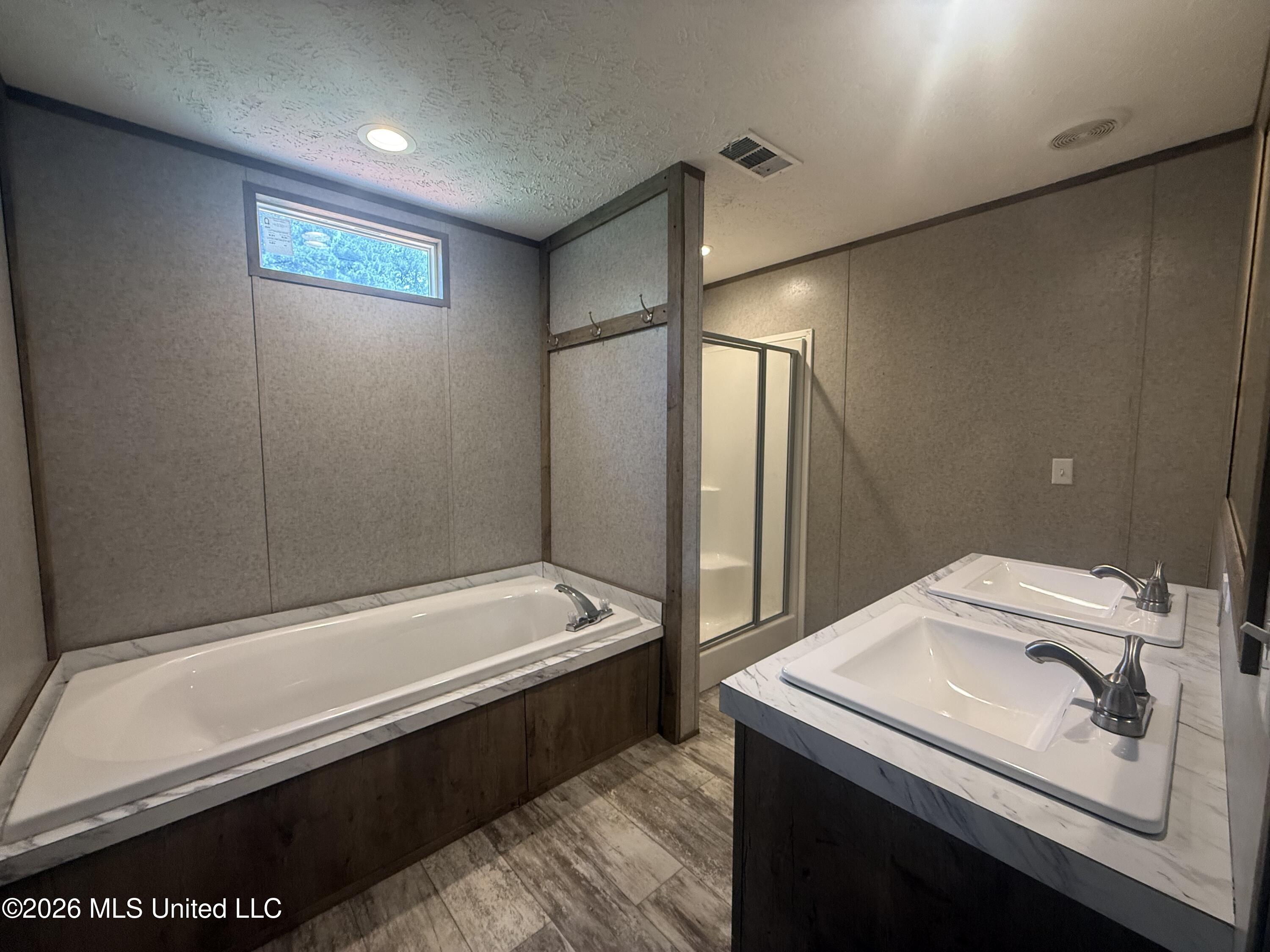 1246 Bolton Loop Property Photo 10