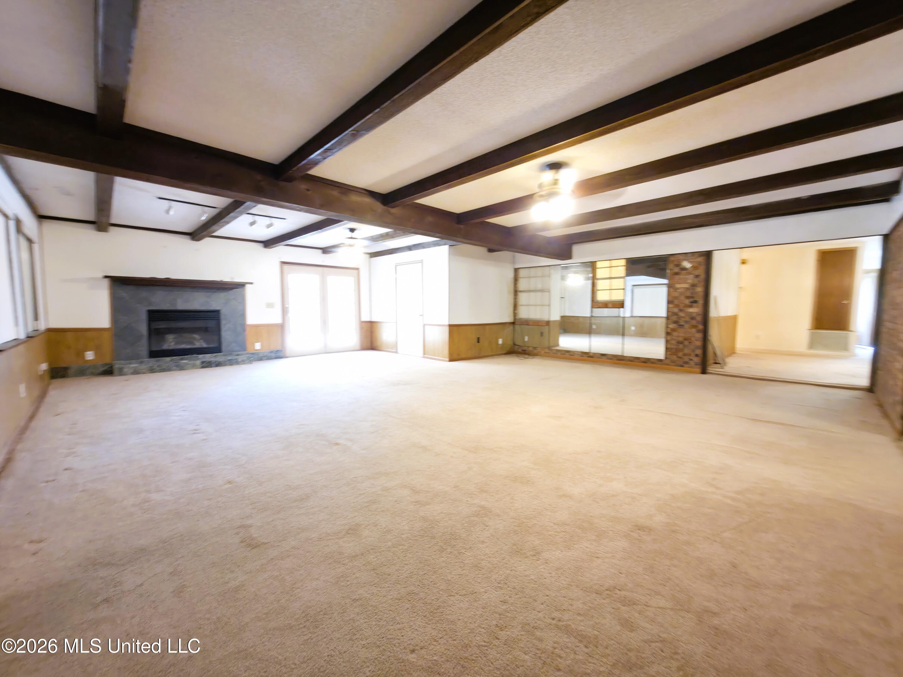 1800 Pat Drive Property Photo 6