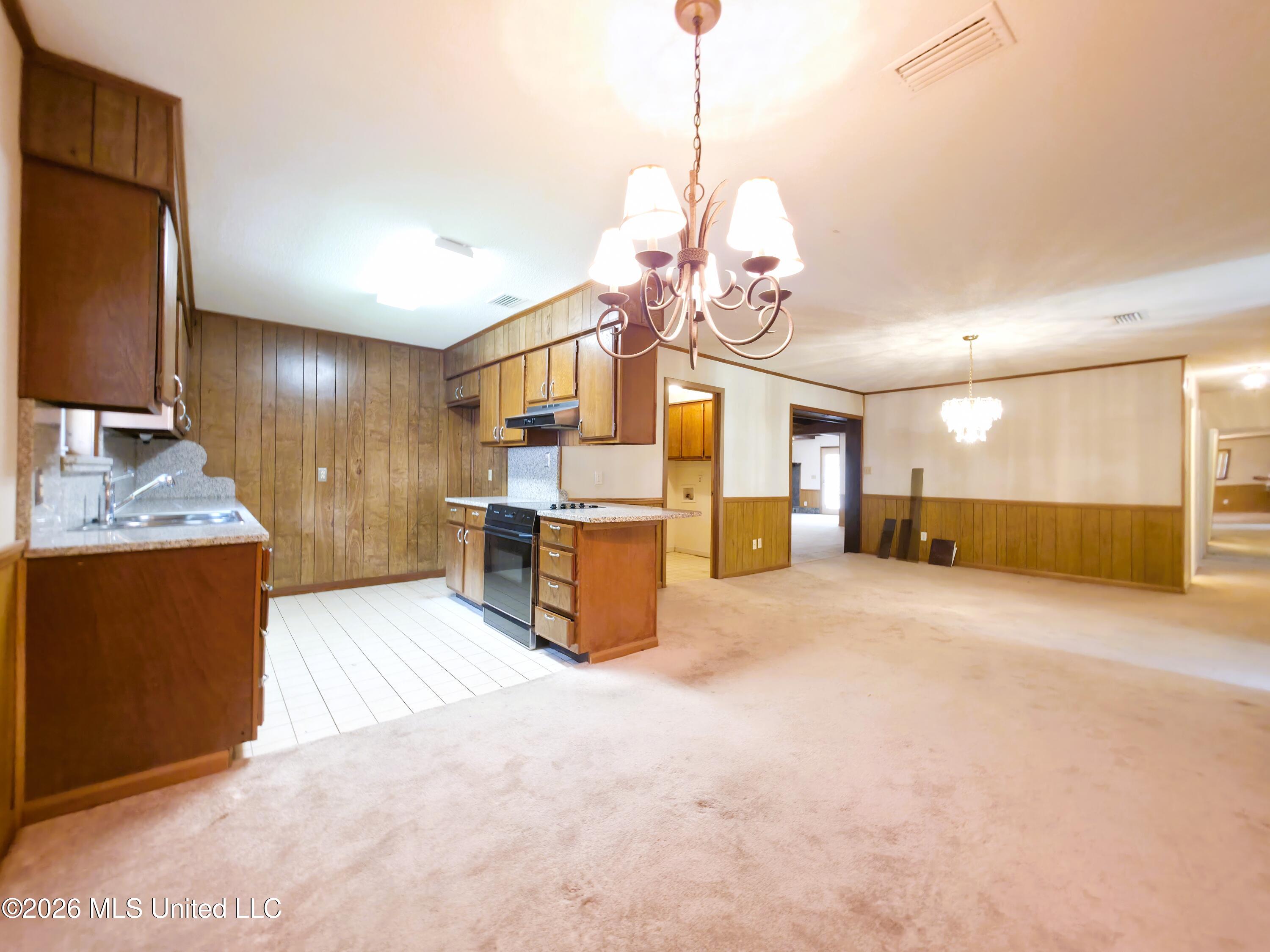 1800 Pat Drive Property Photo 9