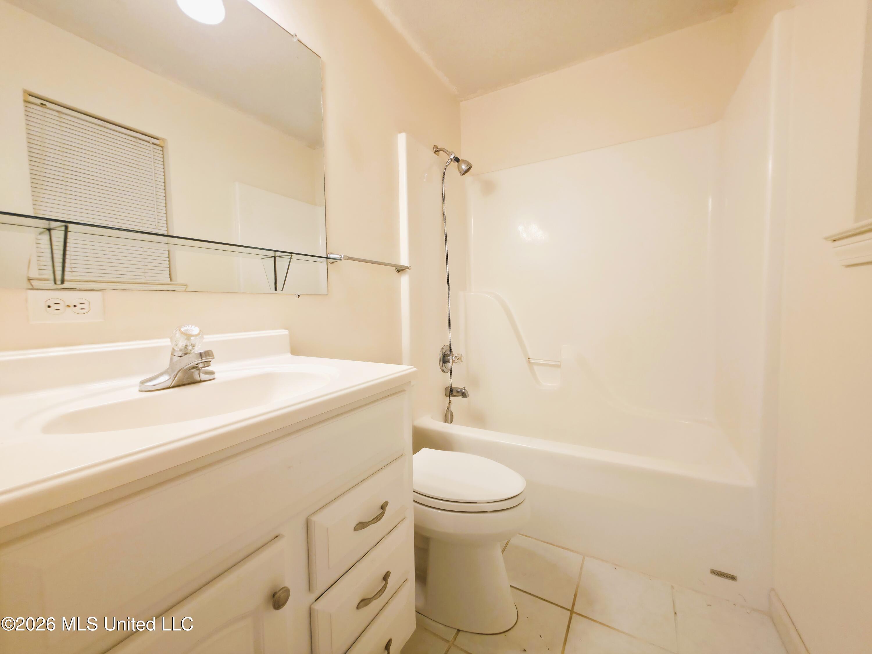 1800 Pat Drive Property Photo 14