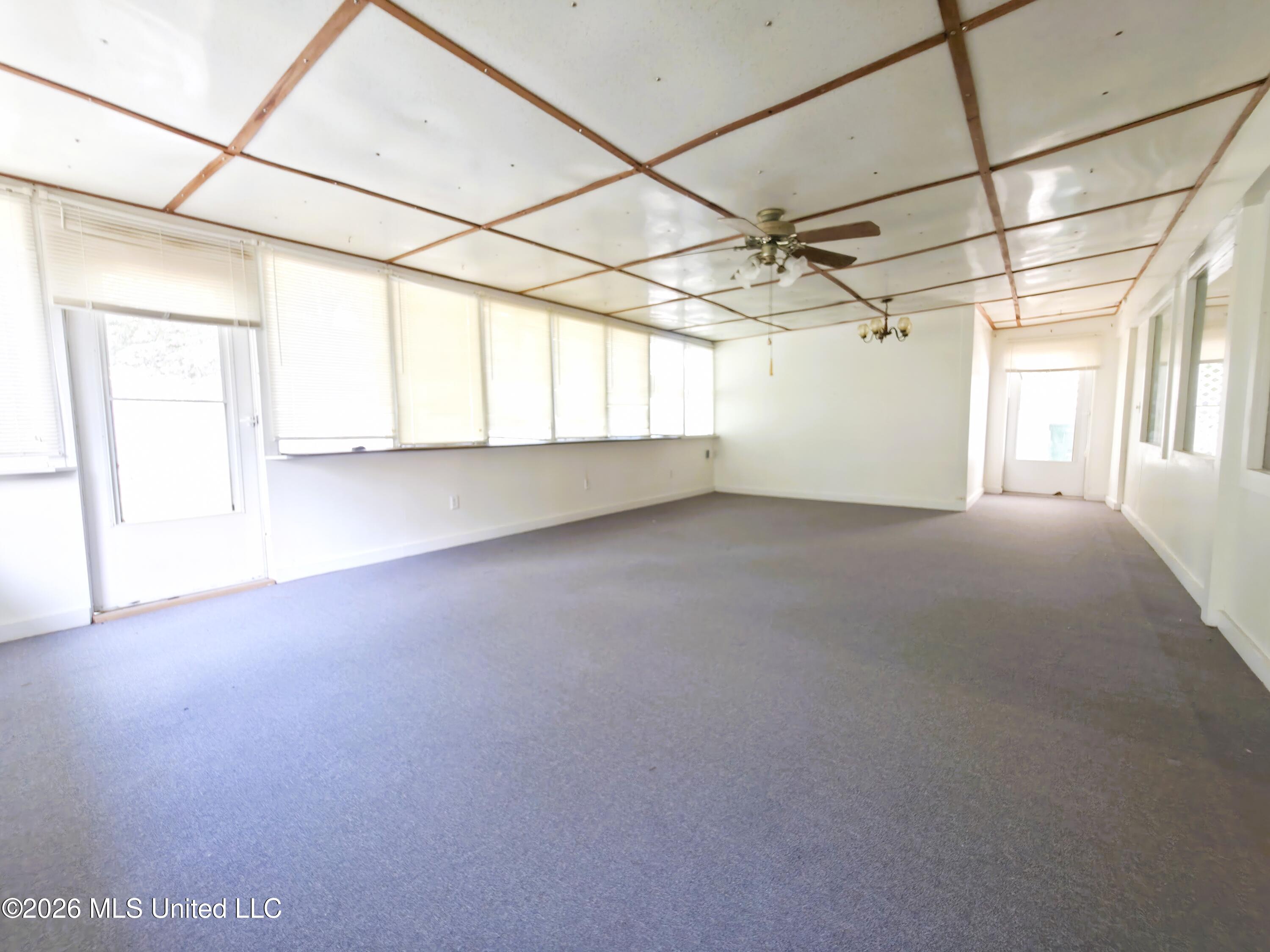 1800 Pat Drive Property Photo 18