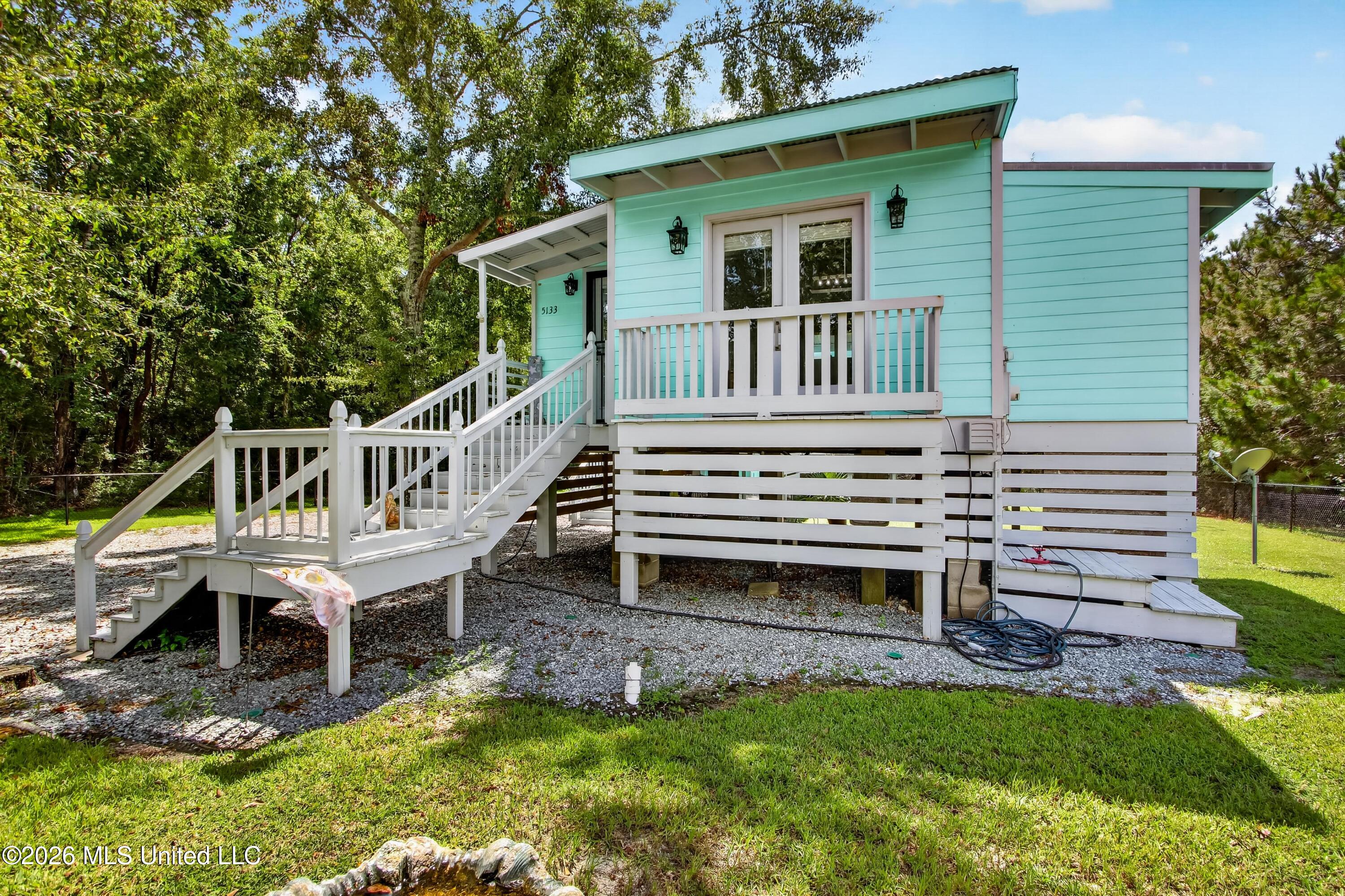 5133 Herron Street Property Photo 2