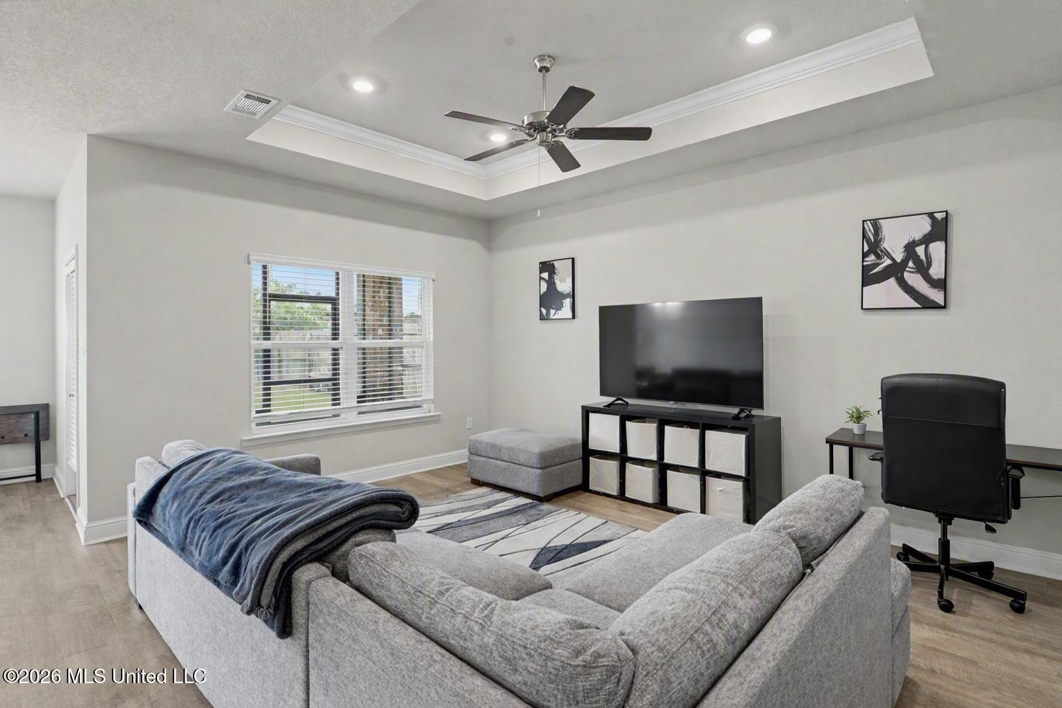 7360 Shearwater Way Property Photo 3