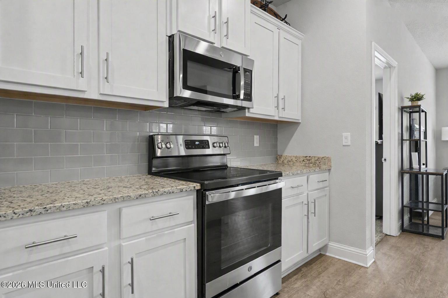 7360 Shearwater Way Property Photo 7