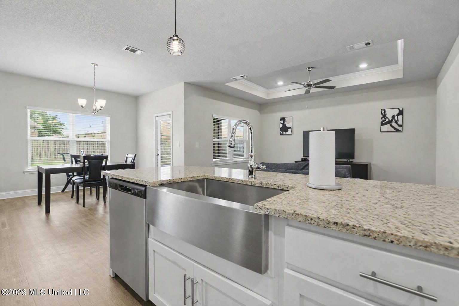 7360 Shearwater Way Property Photo 8