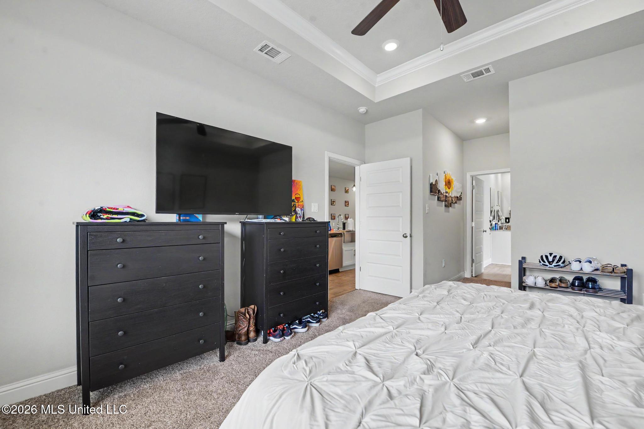7360 Shearwater Way Property Photo 11