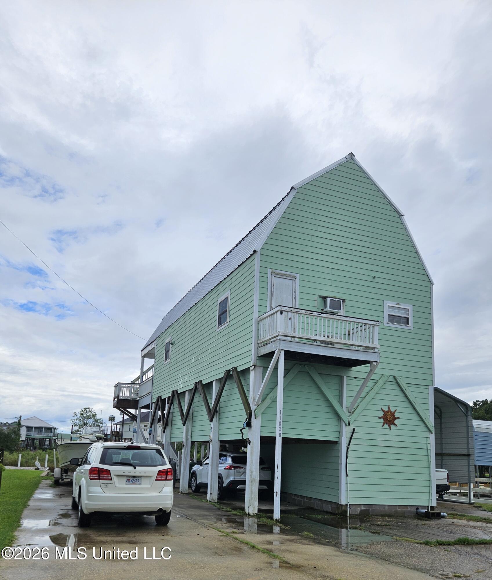 11028 Minnesota Street Property Photo 1