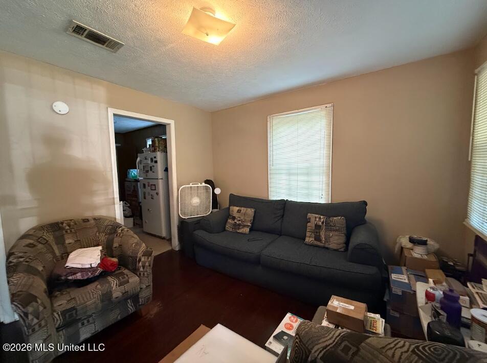 3849 California Avenue Property Photo 7