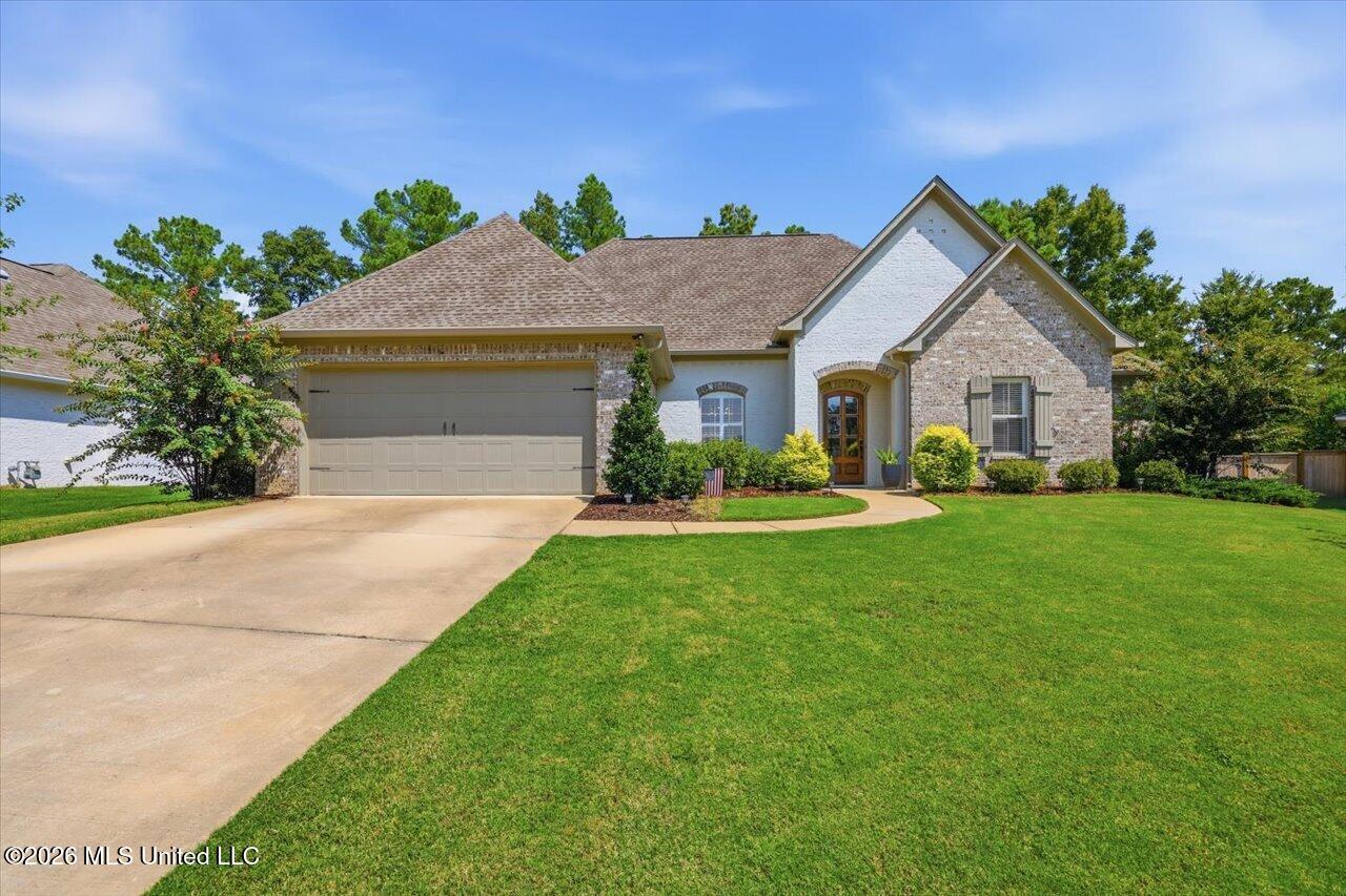 120 Hampton Trail Property Photo 1