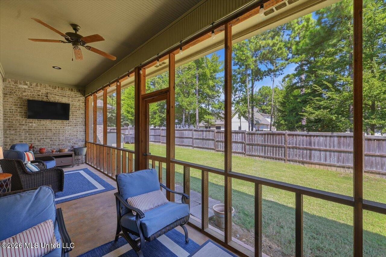 120 Hampton Trail Property Photo 32
